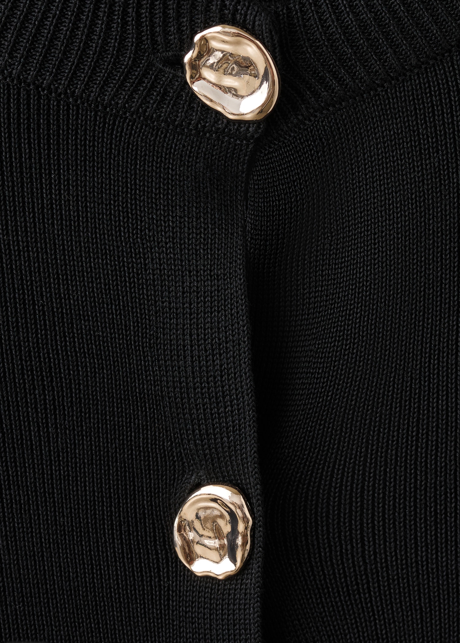 Knitted cardigan with jewel button - Details of the article 8