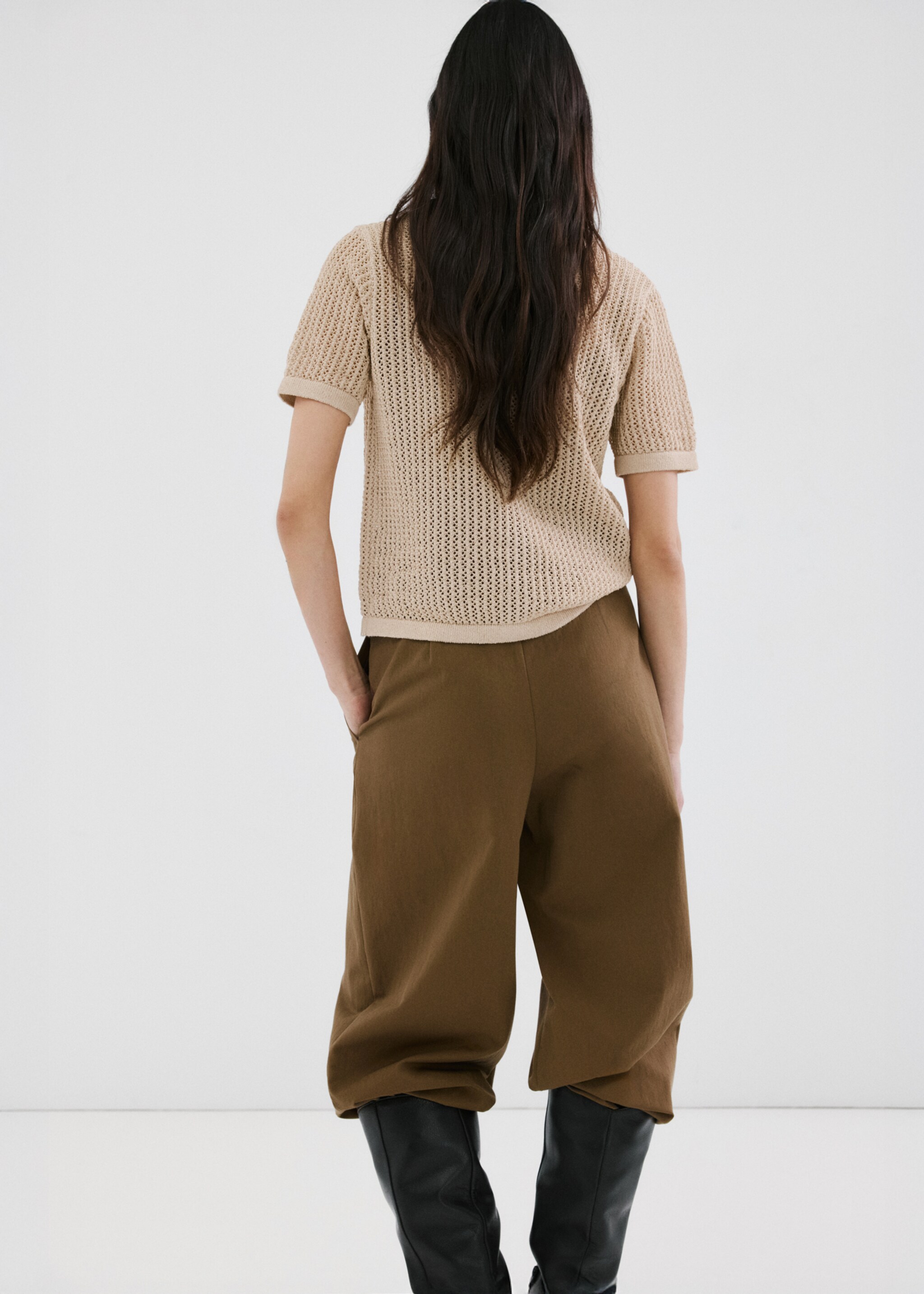 Short-sleeved openwork knitted cardigan - Reverse of the article, Sand. Ref: 27055824-00.