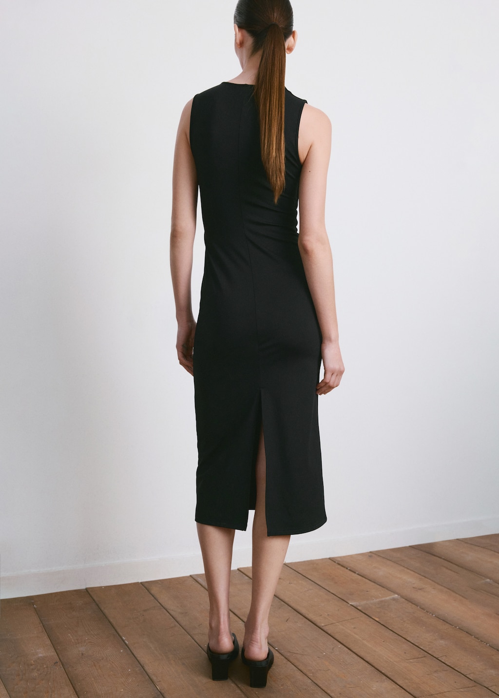 Fitted V-neck dress - image 3