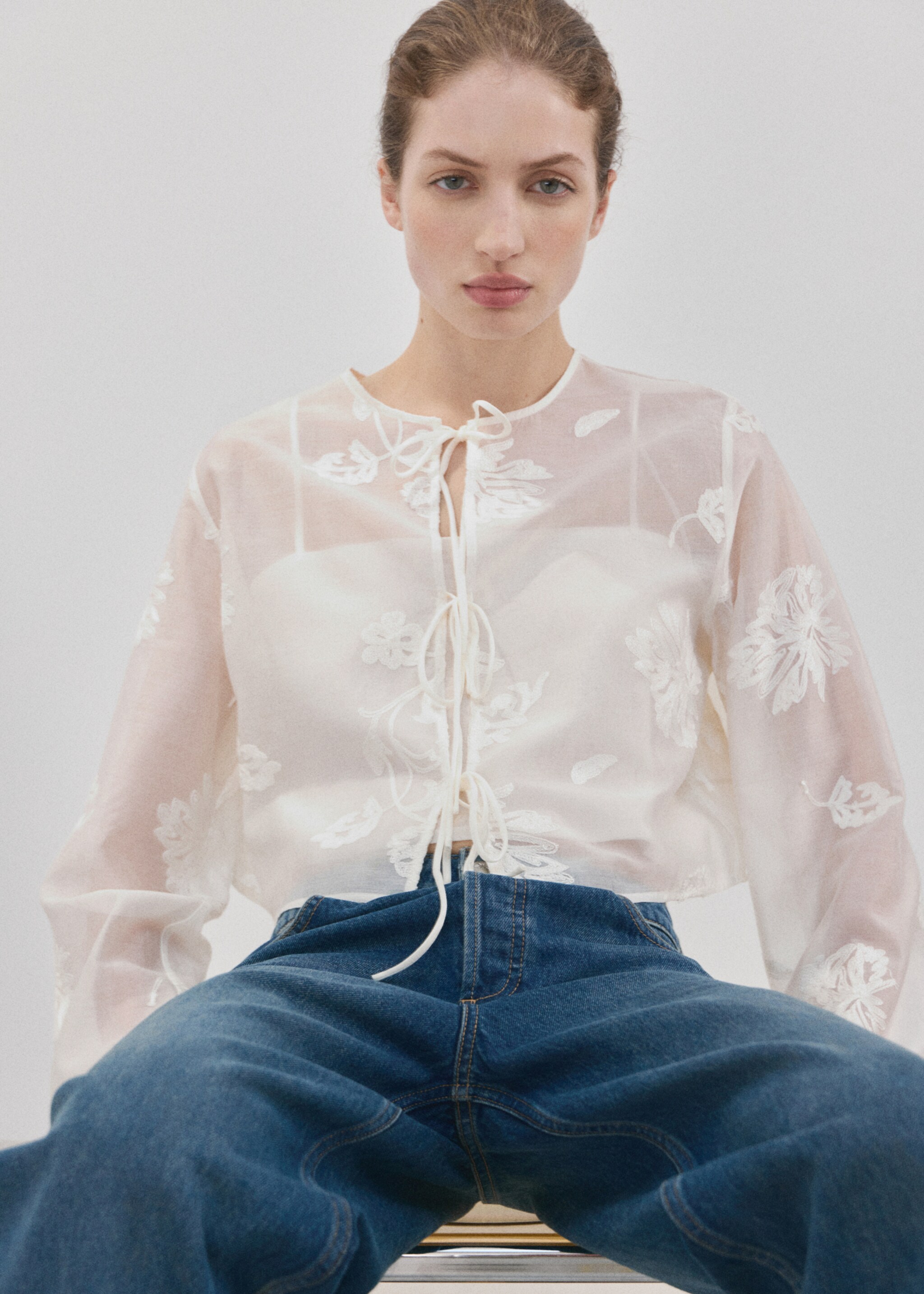 Floral embroidered lyocell blouse - Details of the article 1, Off White. Ref: 27055830-00.