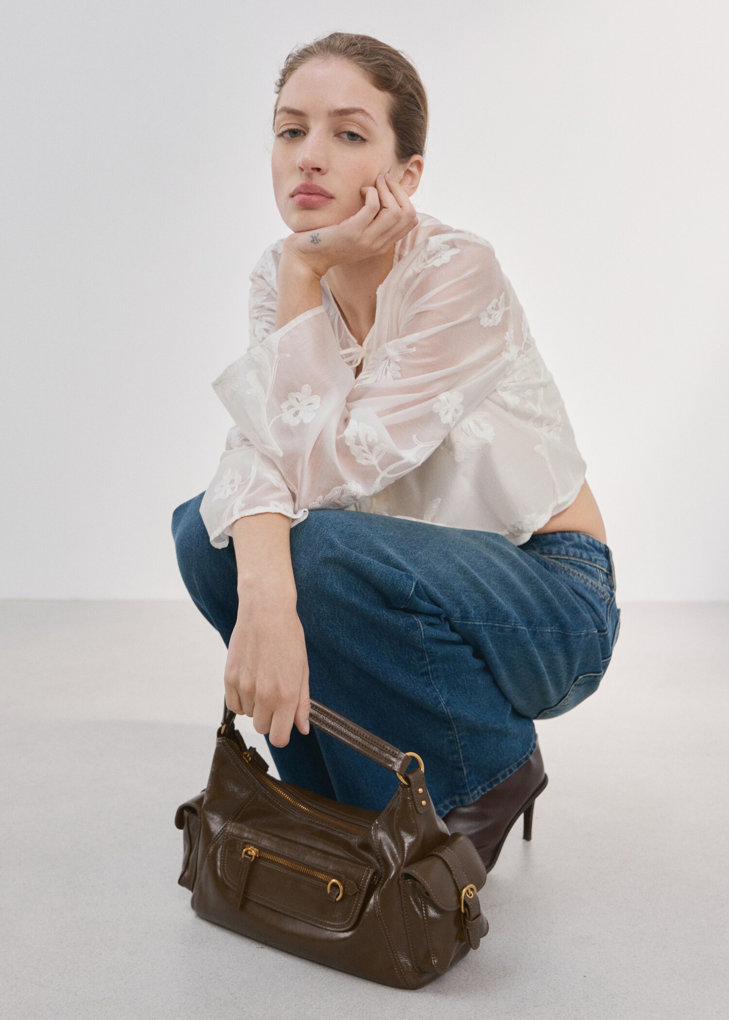 Floral embroidered lyocell blouse - Details of the article 2