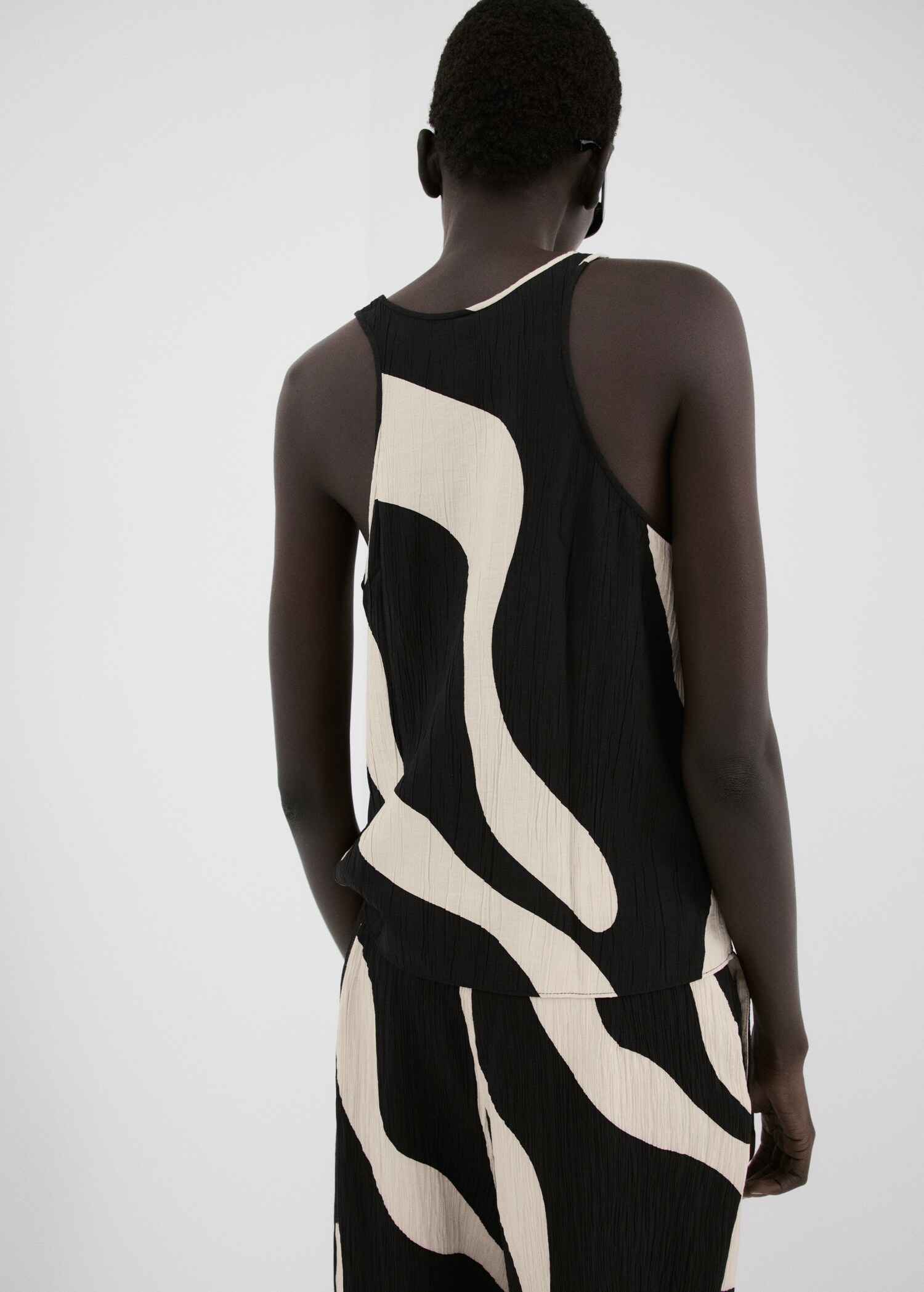 Printed crop top - Reverse of the article