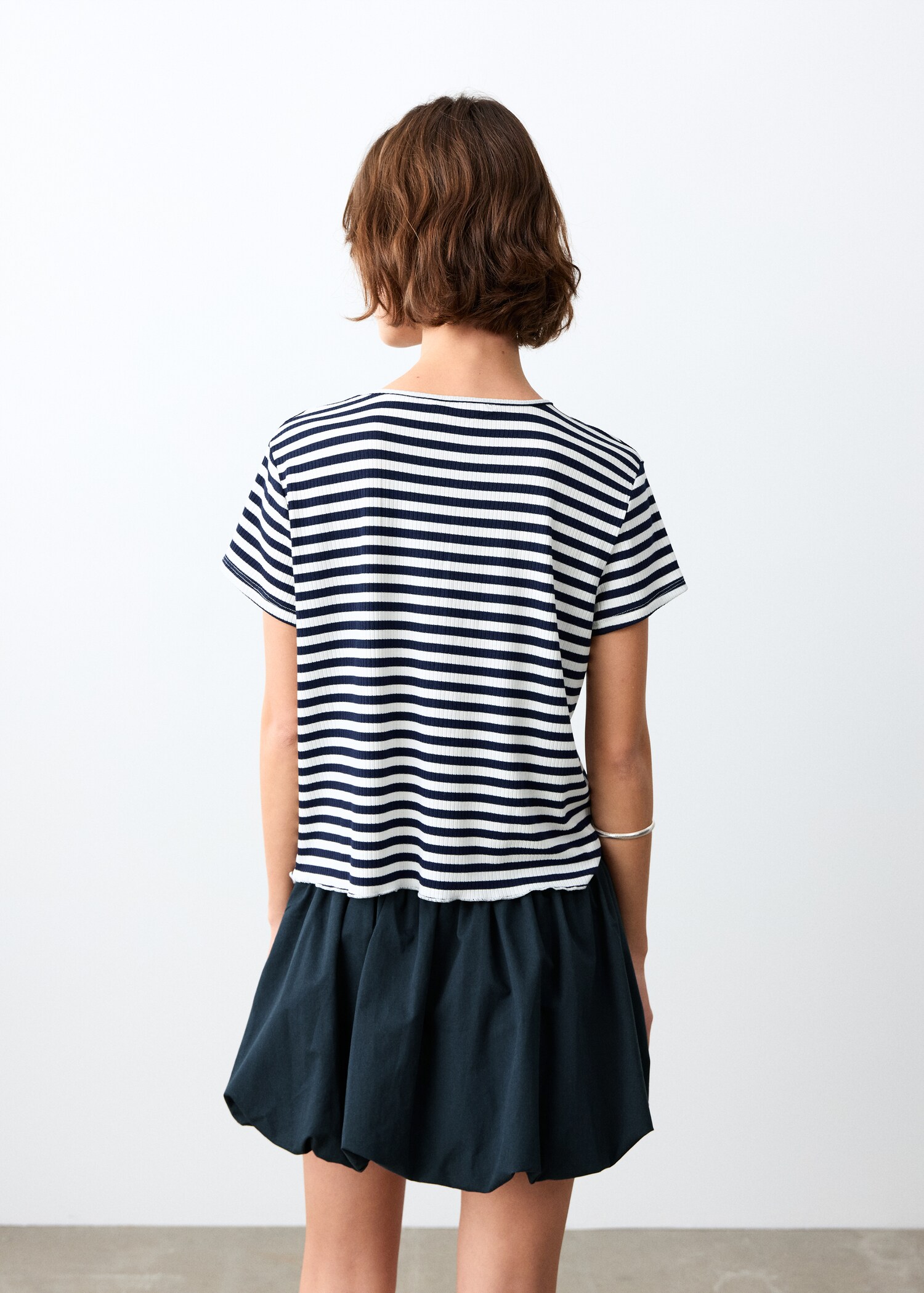 Camiseta manga corta rayas - Reverso del artículo