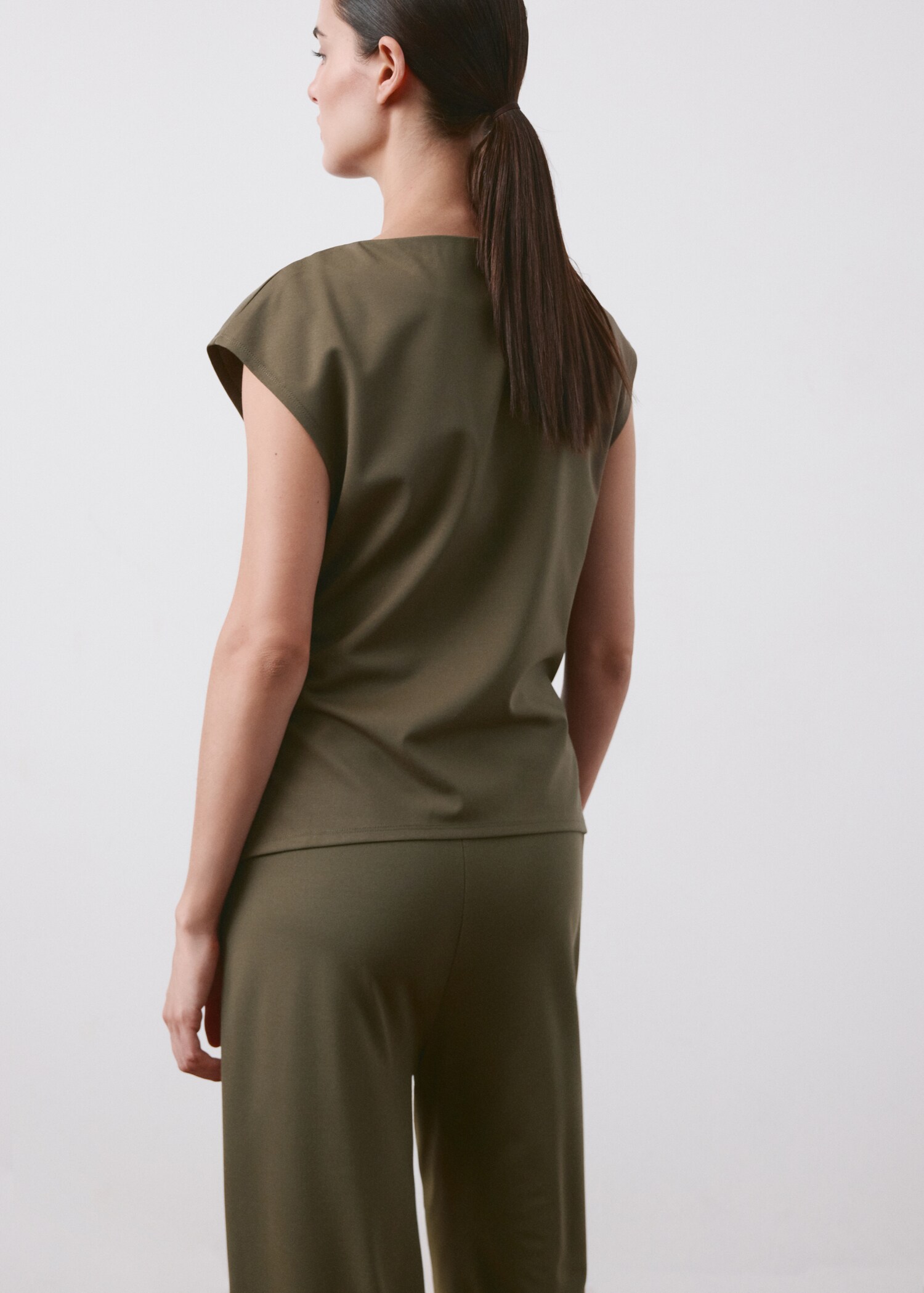 Ruched maternity T-shirt - Reverse of the article
