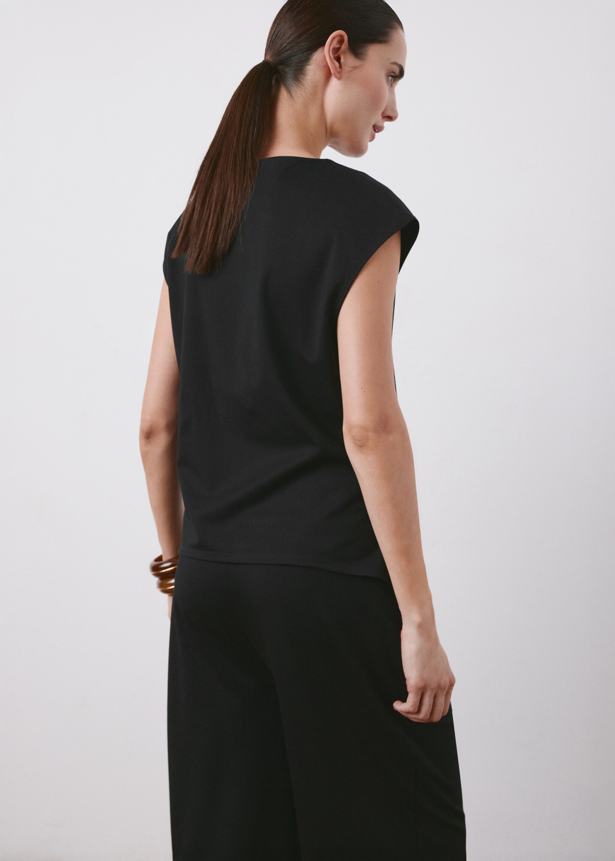 Ruched maternity T-shirt - Details of the article 1, Black. Ref: 27055837-00.