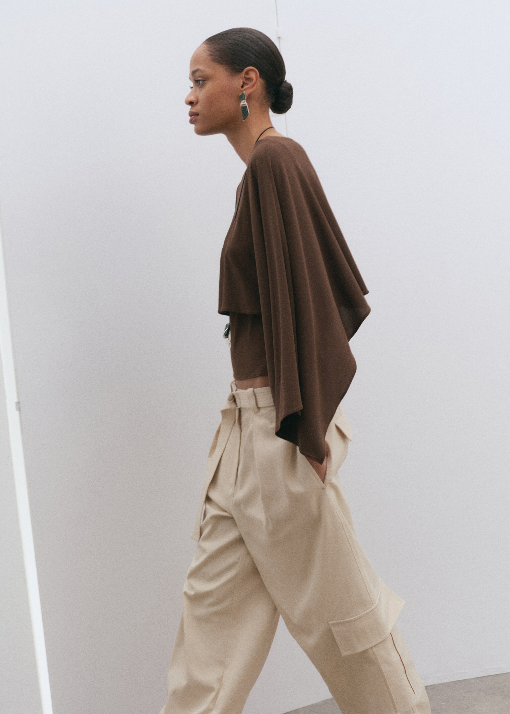 بلوزة .-- lina - تفاصيل المنتج 1, بني. Ref: 27055838-00.