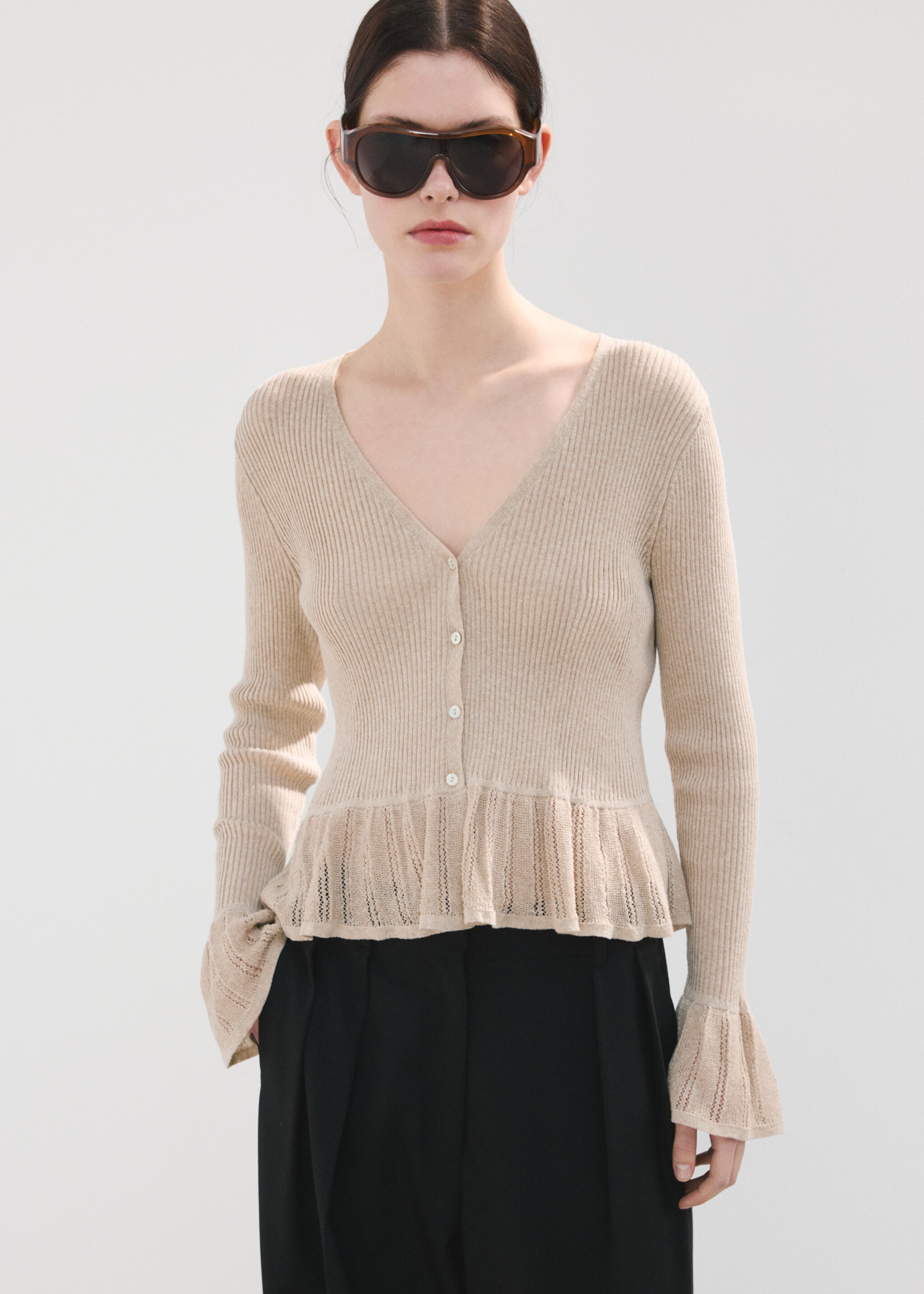 Ruffle  knit cardigan - Medium plane, Sand. Ref: 27055840-00.