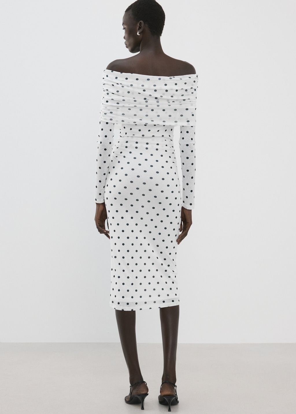 Polka-dot strapless dress - image 3