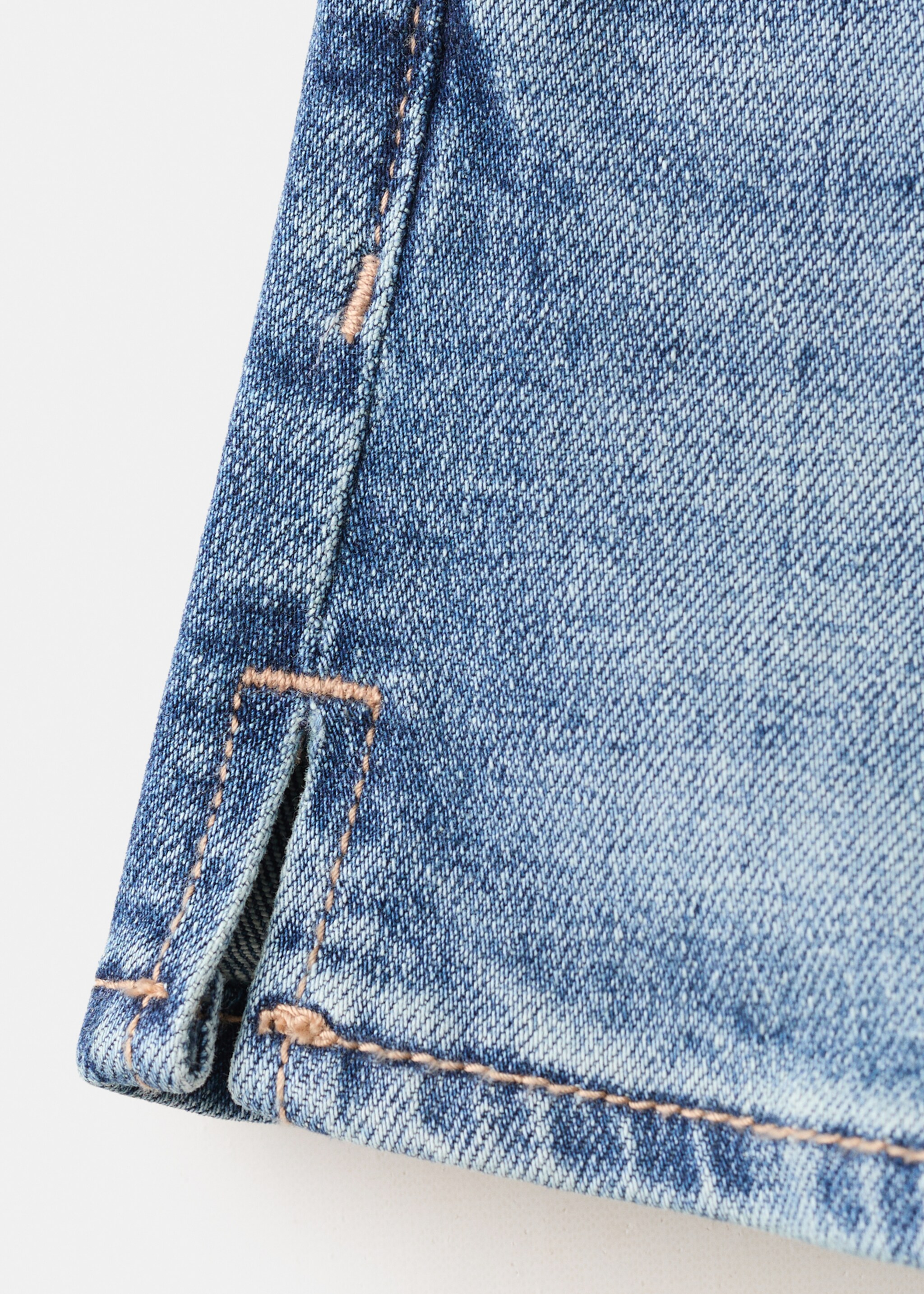 Low-rise denim shorts - Details of the article 0, Medium Vintage Blue. Ref: 27055936-00.