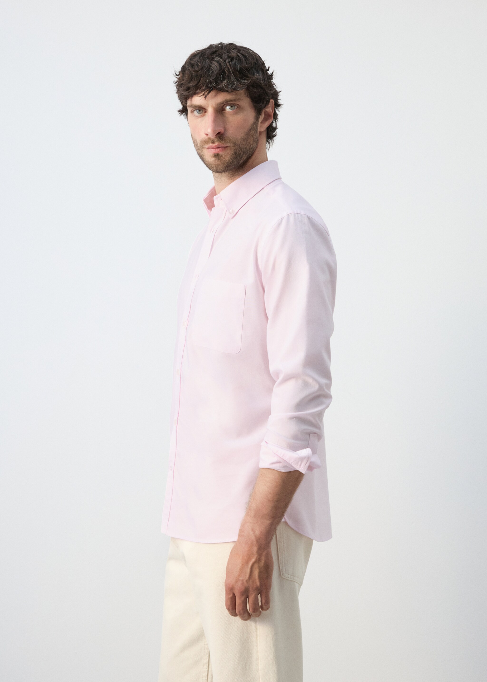 100% cotton Oxford shirt, regular fit - Details of the article 2, Pastel Pink. Ref: 27055946-00.