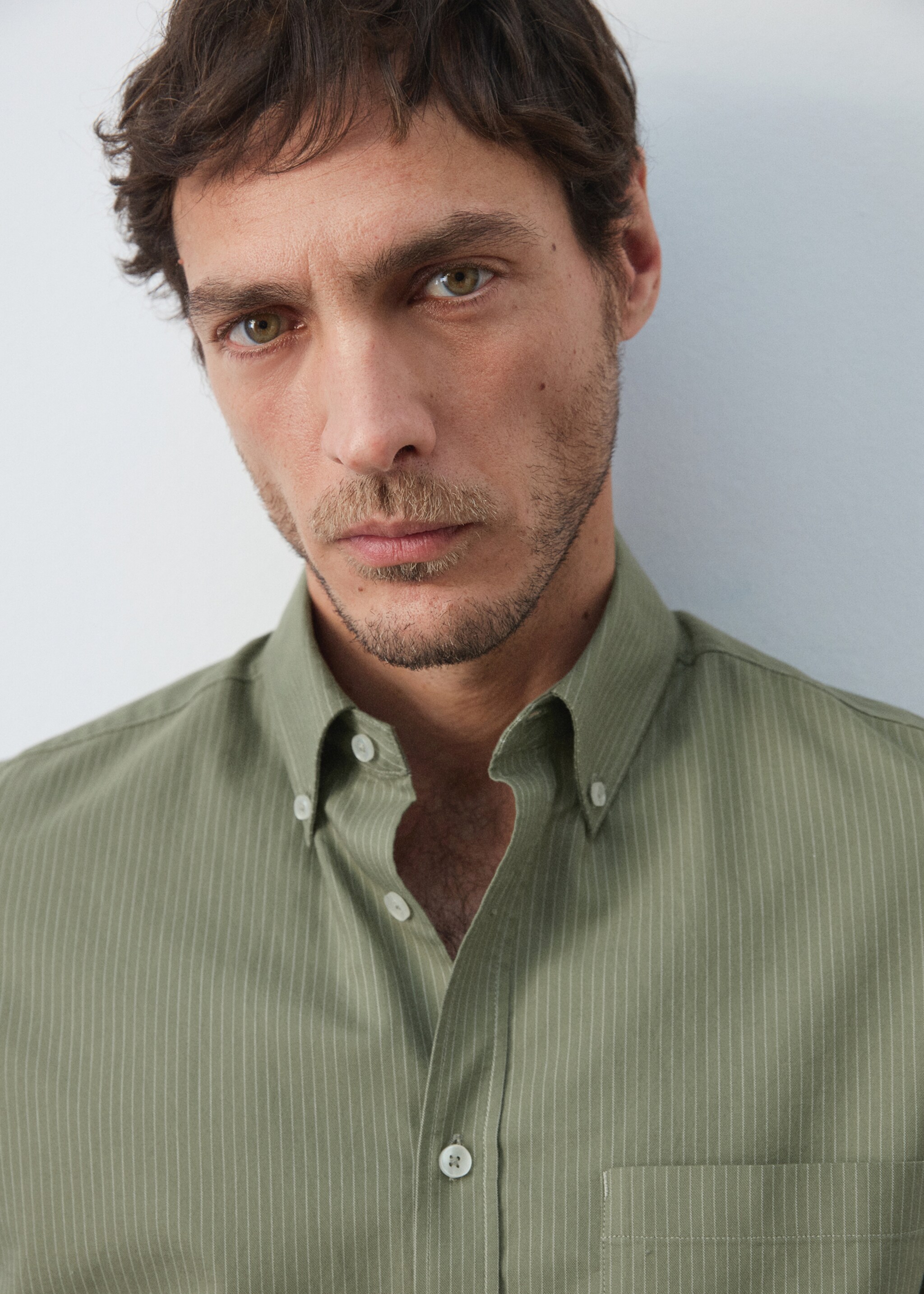 Oxford shirt, regular fit, 100% cotton, striped - Details of the article 1, Green. Ref: 27055947-00.