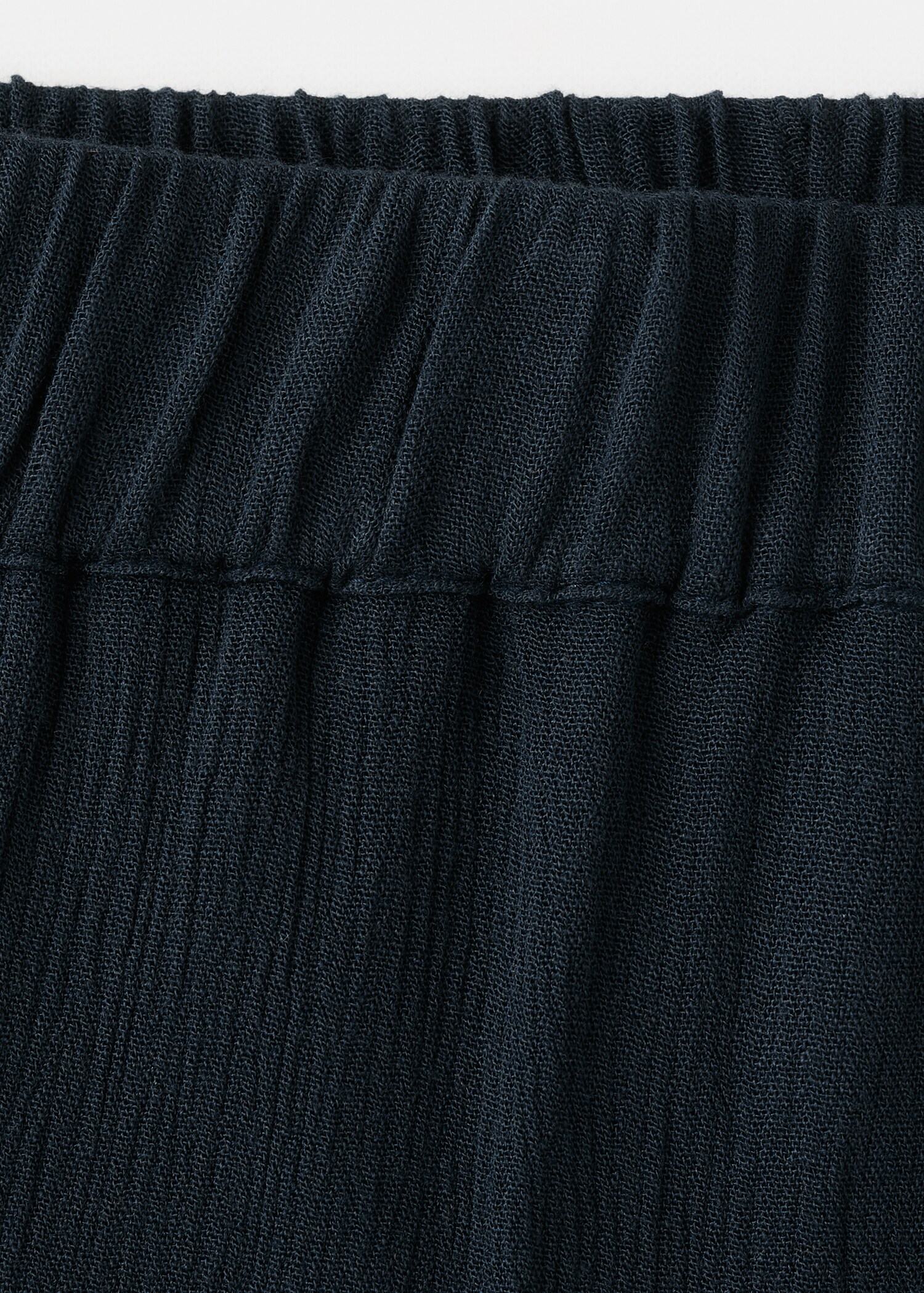 Flowing panel skirt - Details of the article 8