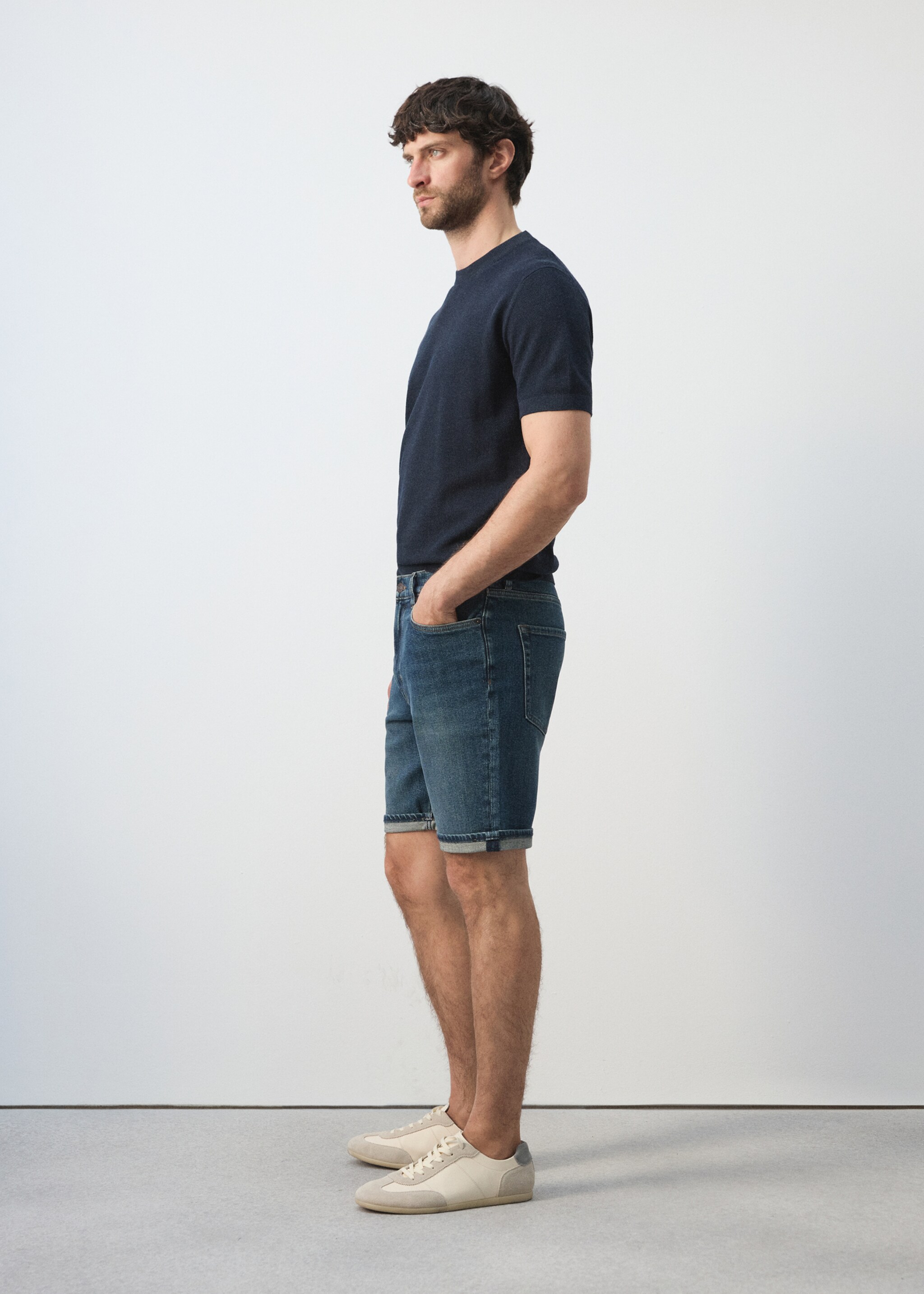 Slim fit denim bermuda - Detail van het artikel 2, Donkerblauw. Ref: 27055959-00.
