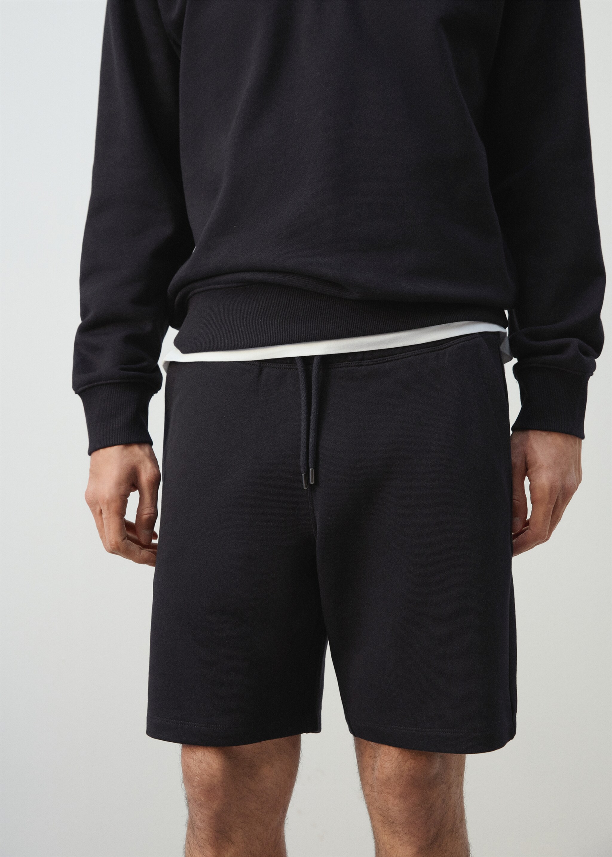 Bermuda jogger 100 % coton - Détail de l'article 1, Bleu marine. Ref: 27055964-00.