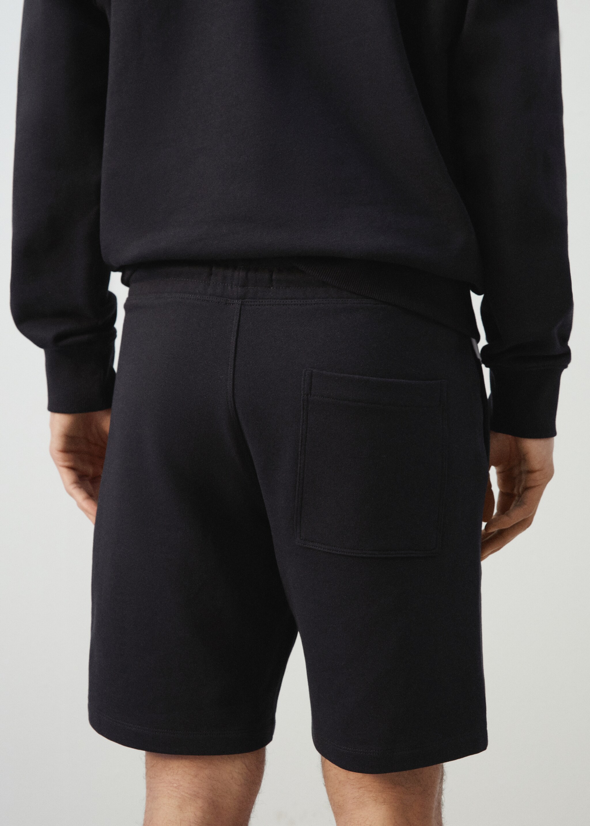 Bermuda jogger 100 % coton - Détail de l'article 6, Bleu marine. Ref: 27055964-00.