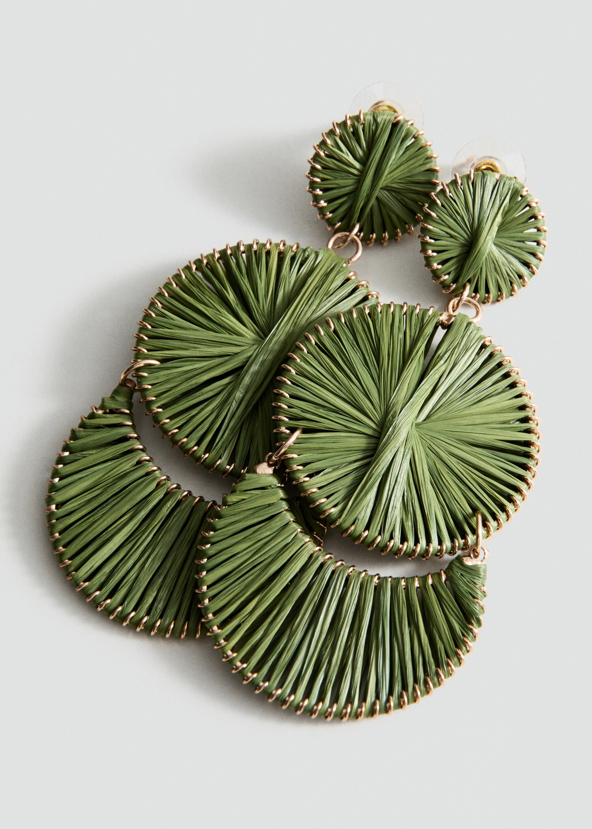 Long earrings with circular design - Details of the article 1, Pastel Green. Ref: 27055965-00.