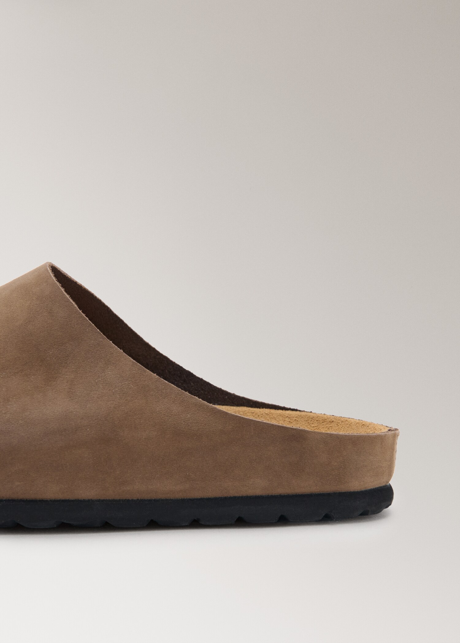 Minimalist leather clogs - Details of the article 1