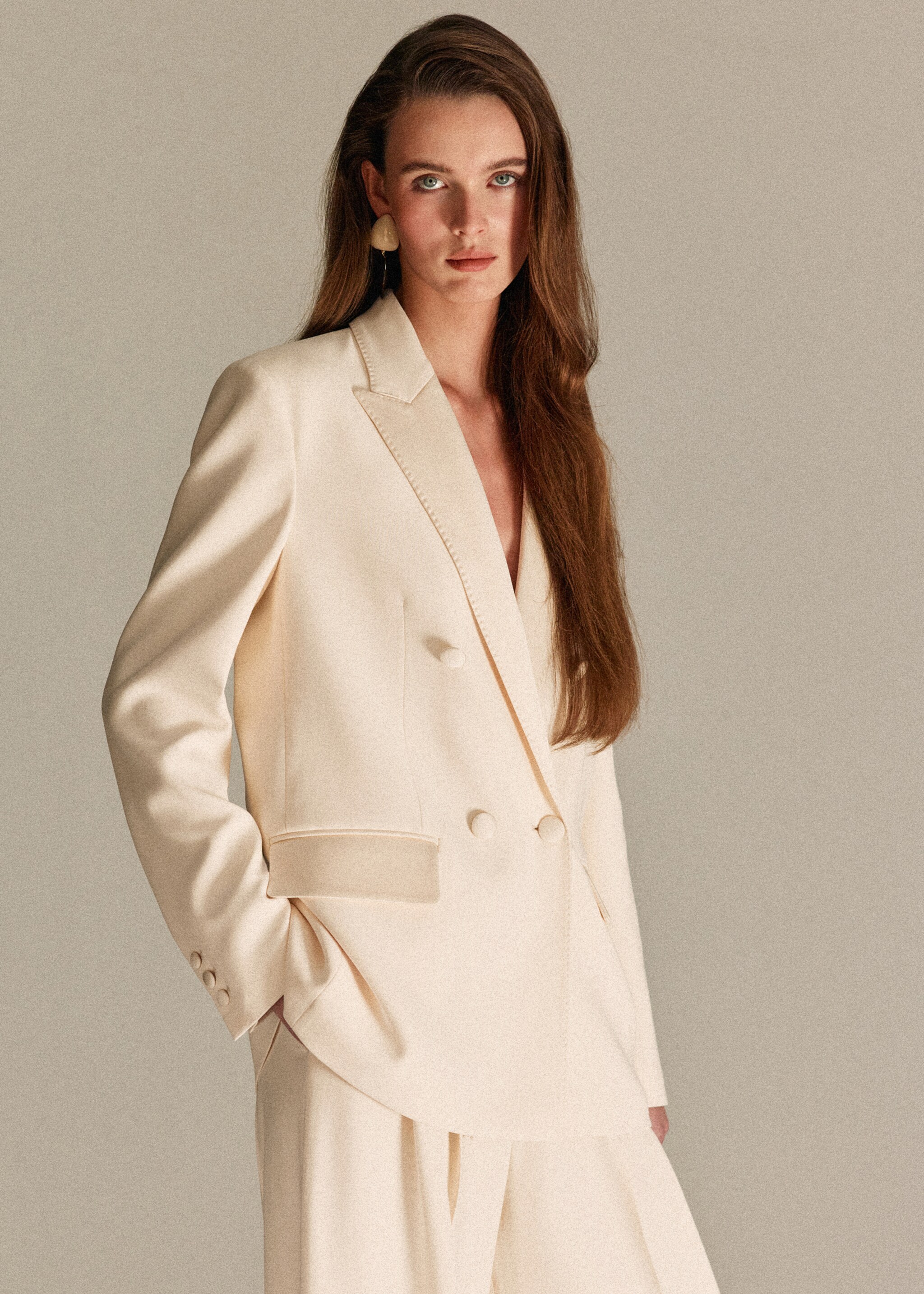 Topstitched lapel blazer - Medium plane, Ecru. Ref: 27055992-00.