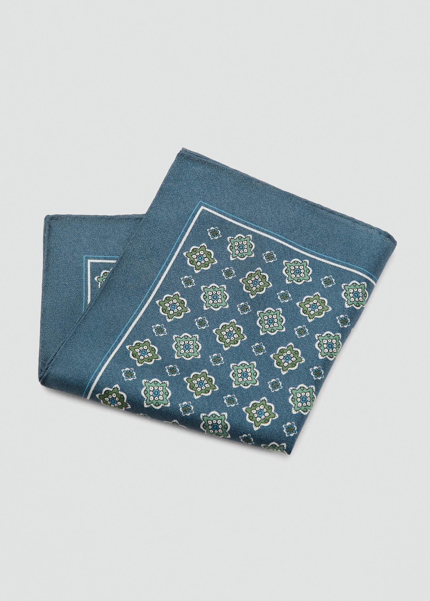 Платок из 100% шелка с принтом - Деталь изделия 1