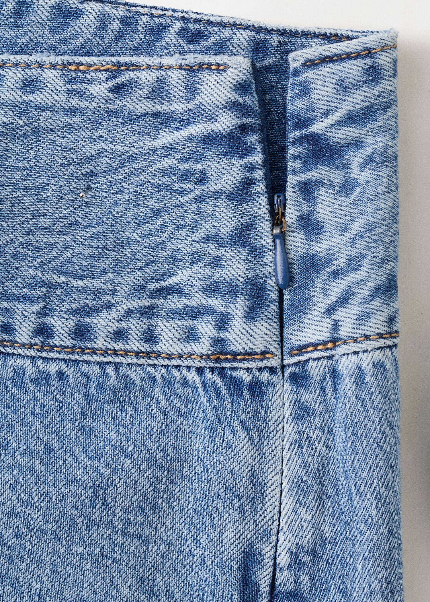 Tie-waist mini shorts - Details of the article 0