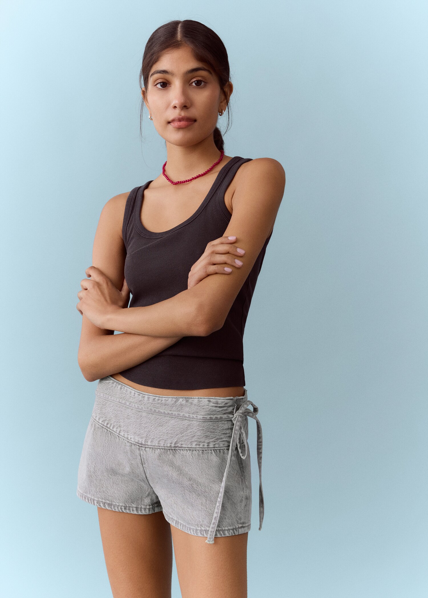 Mini shorts met strikriem - Middenvlak