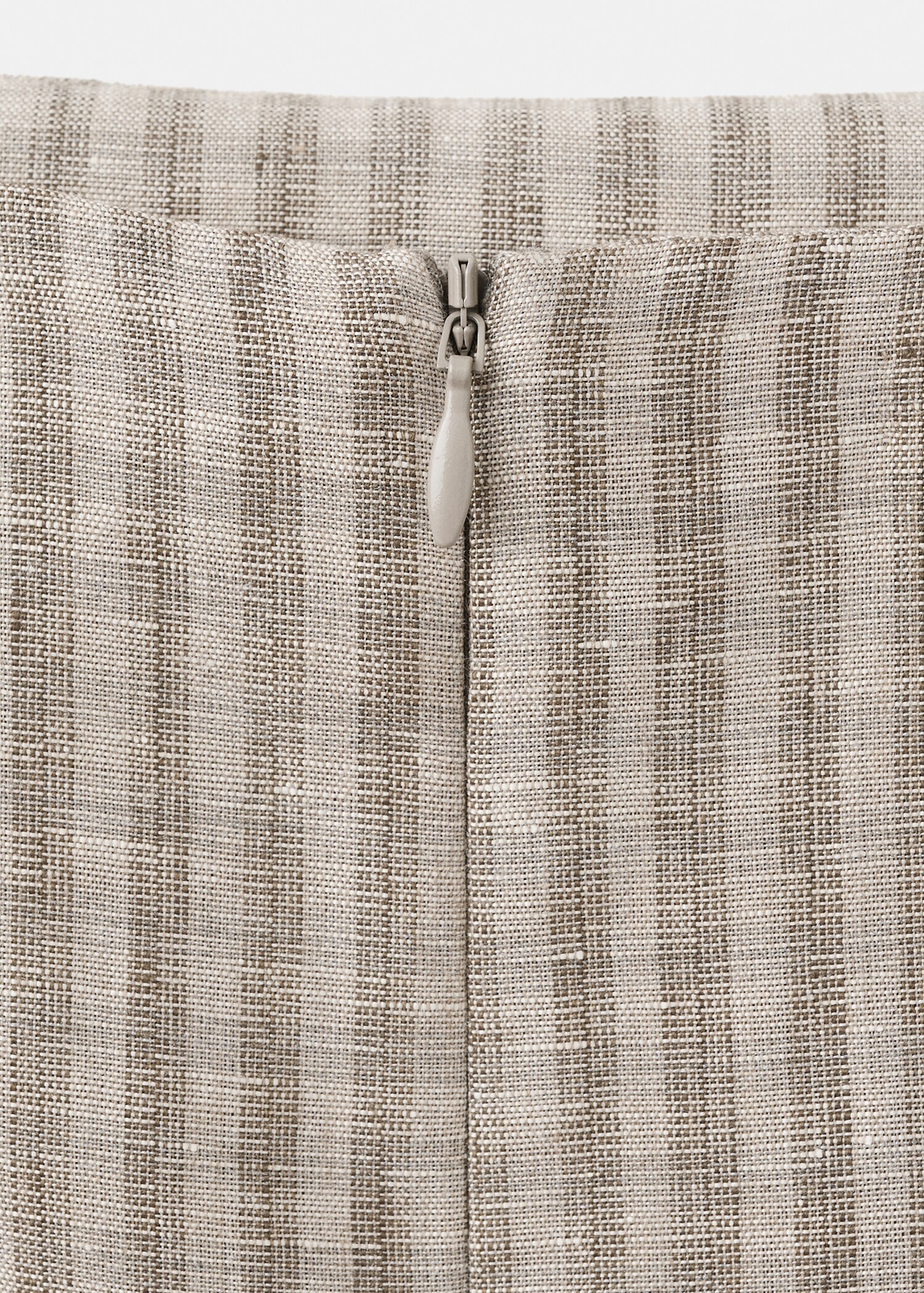 Check wrap skirt - Details of the article 8