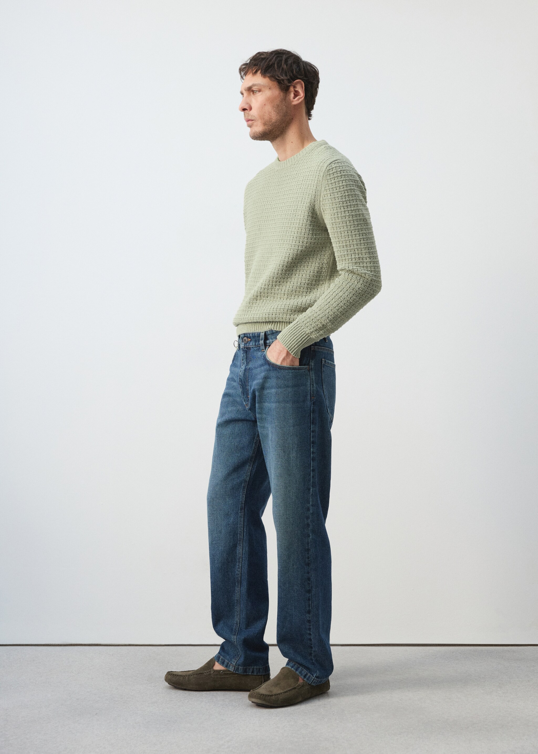 Straight fit cotton-linen jeans - Details of the article 2, Dark Vintage Blue. Ref: 27056711-00.
