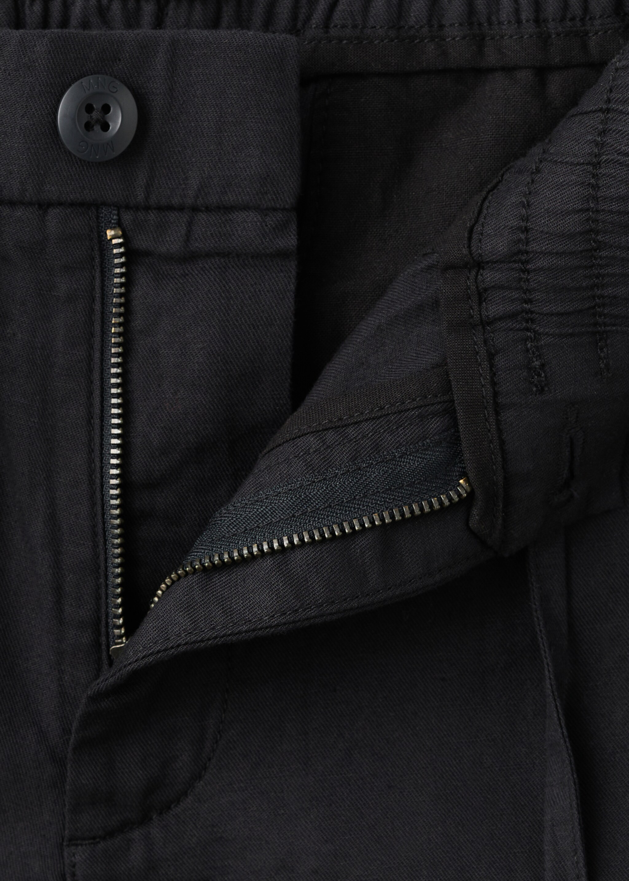 Cargo Bermuda shorts - Details of the article 0, Black. Ref: 27056715-00.