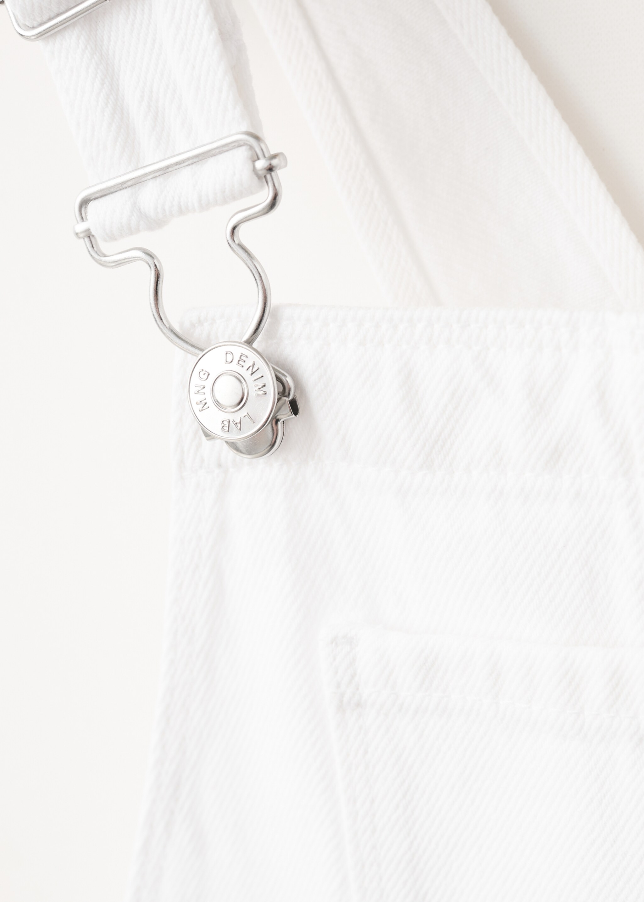Pockets cotton dungarees - Details of the article 8, White. Ref: 27056727-00.