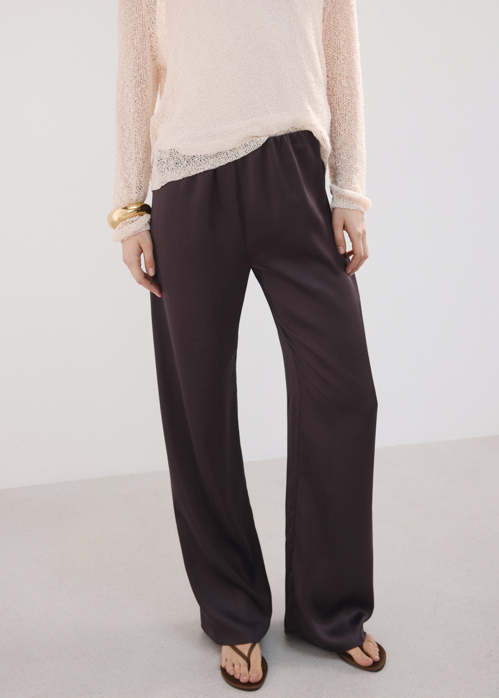 Satin straight-fit trousers - Details of the article 6, Chocolate. Ref: 27056751-00.