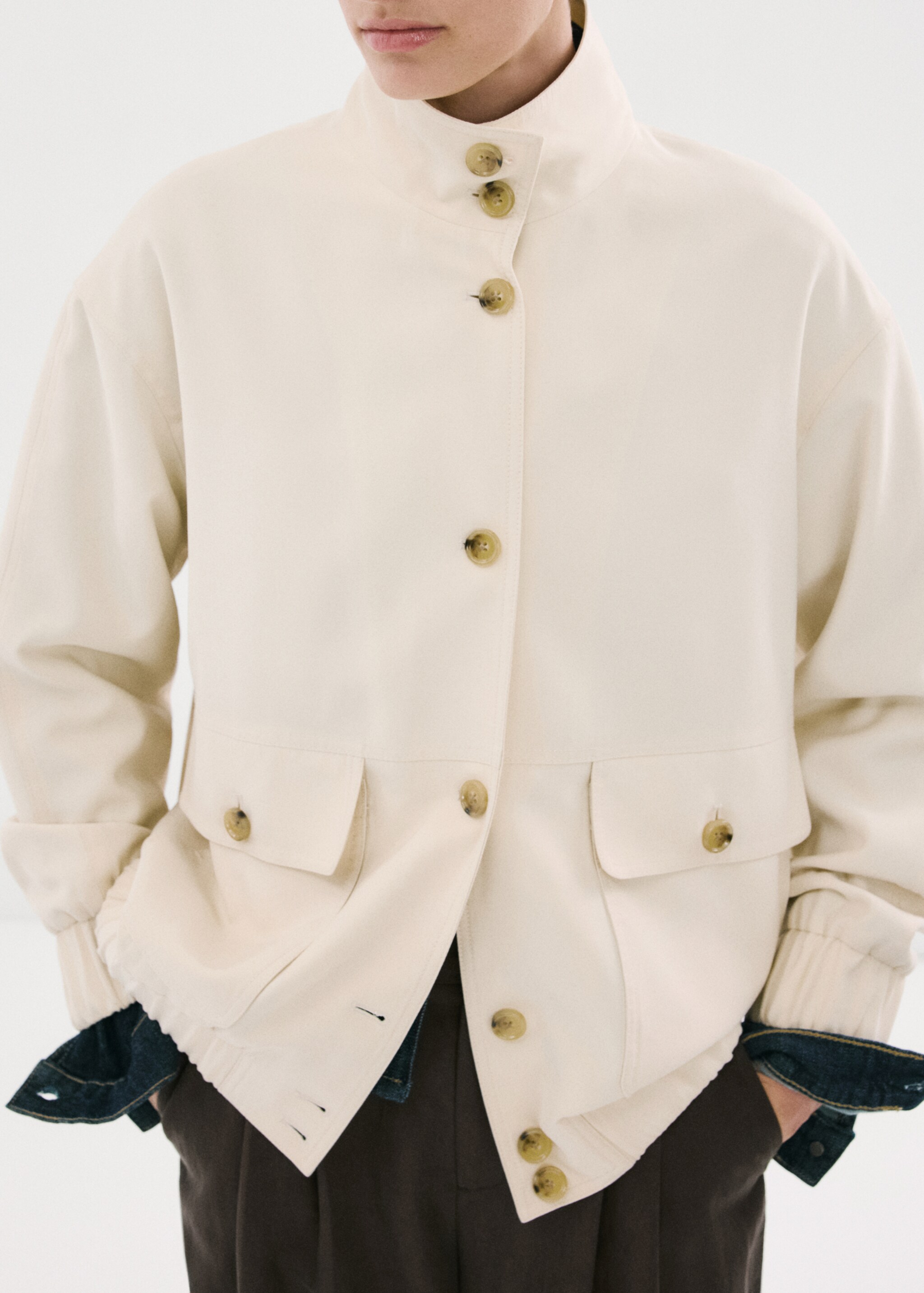 Jaqueta oversize butxaques - Pla mig, Cru. Ref: 27057139-00.