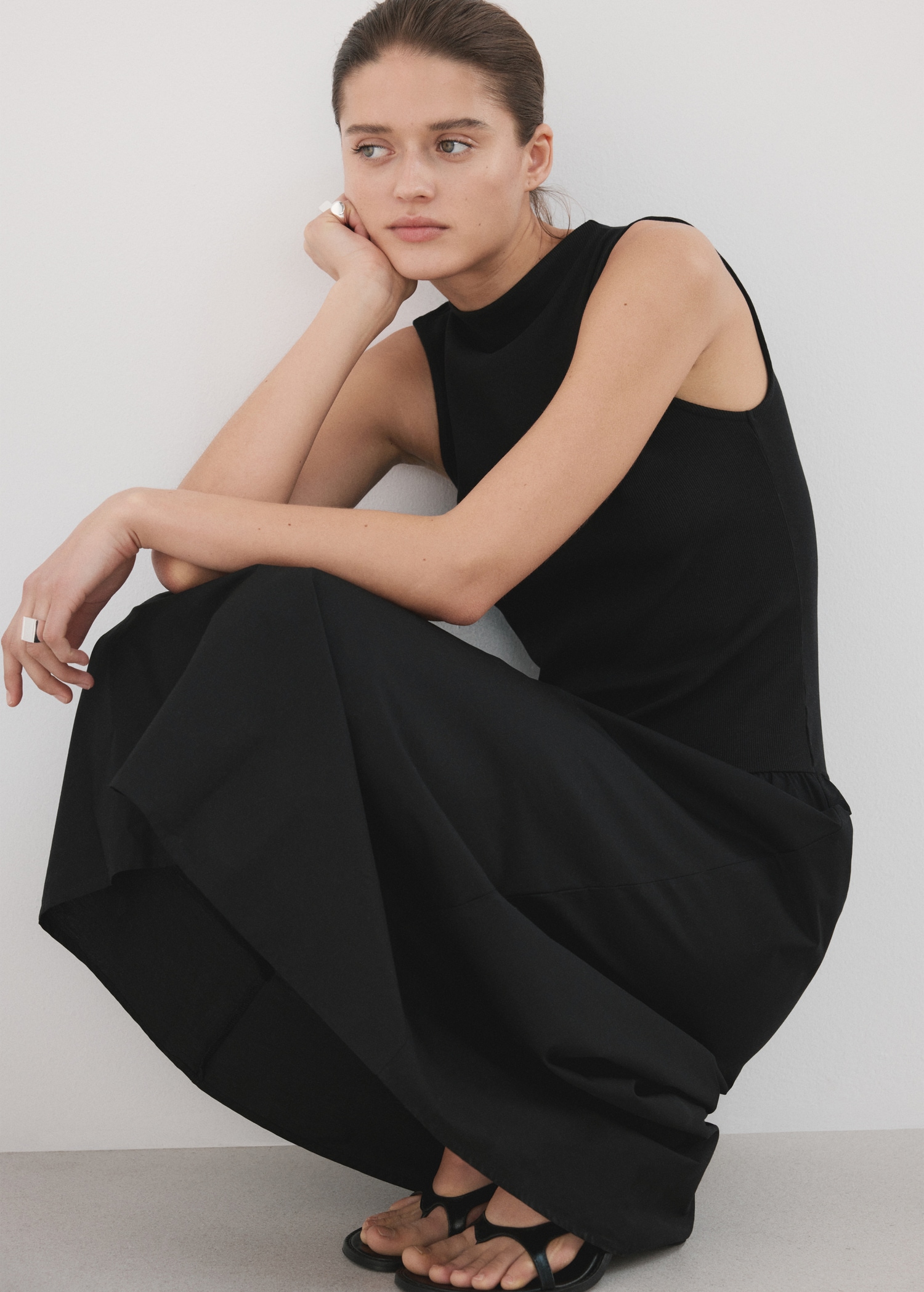 Contrast-bodice dress - Details of the article 2