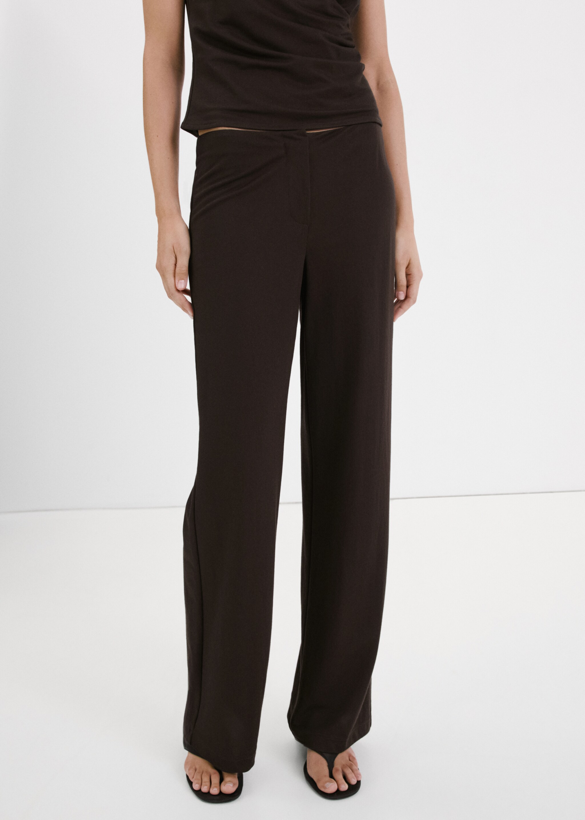 Straight mid-rise trousers - Medium plane, Brown. Ref: 27057150-00.