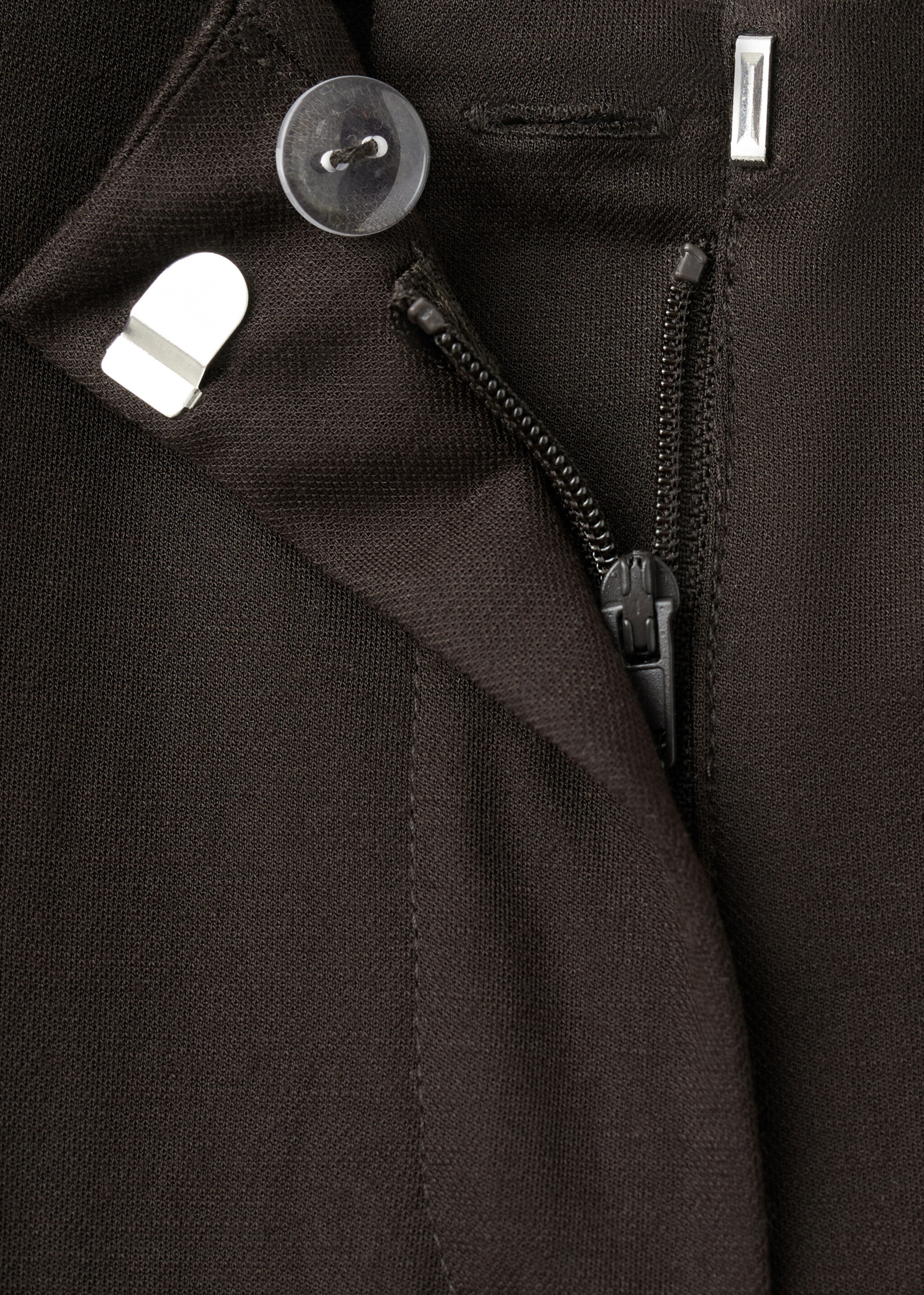 Straight mid-rise trousers - Details of the article 8, Brown. Ref: 27057150-00.