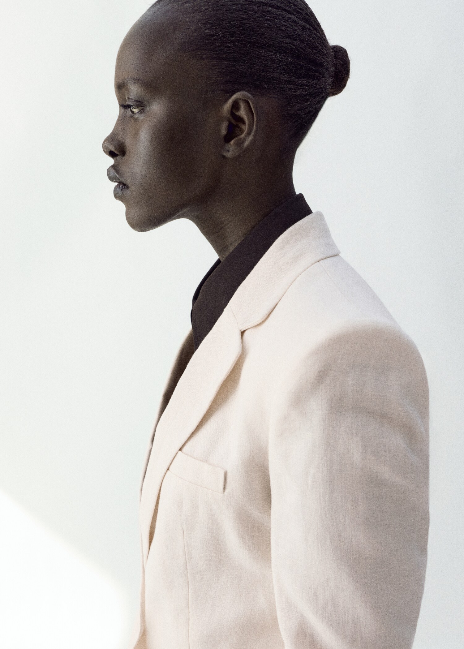 Linen suit jacket - Details of the article 1