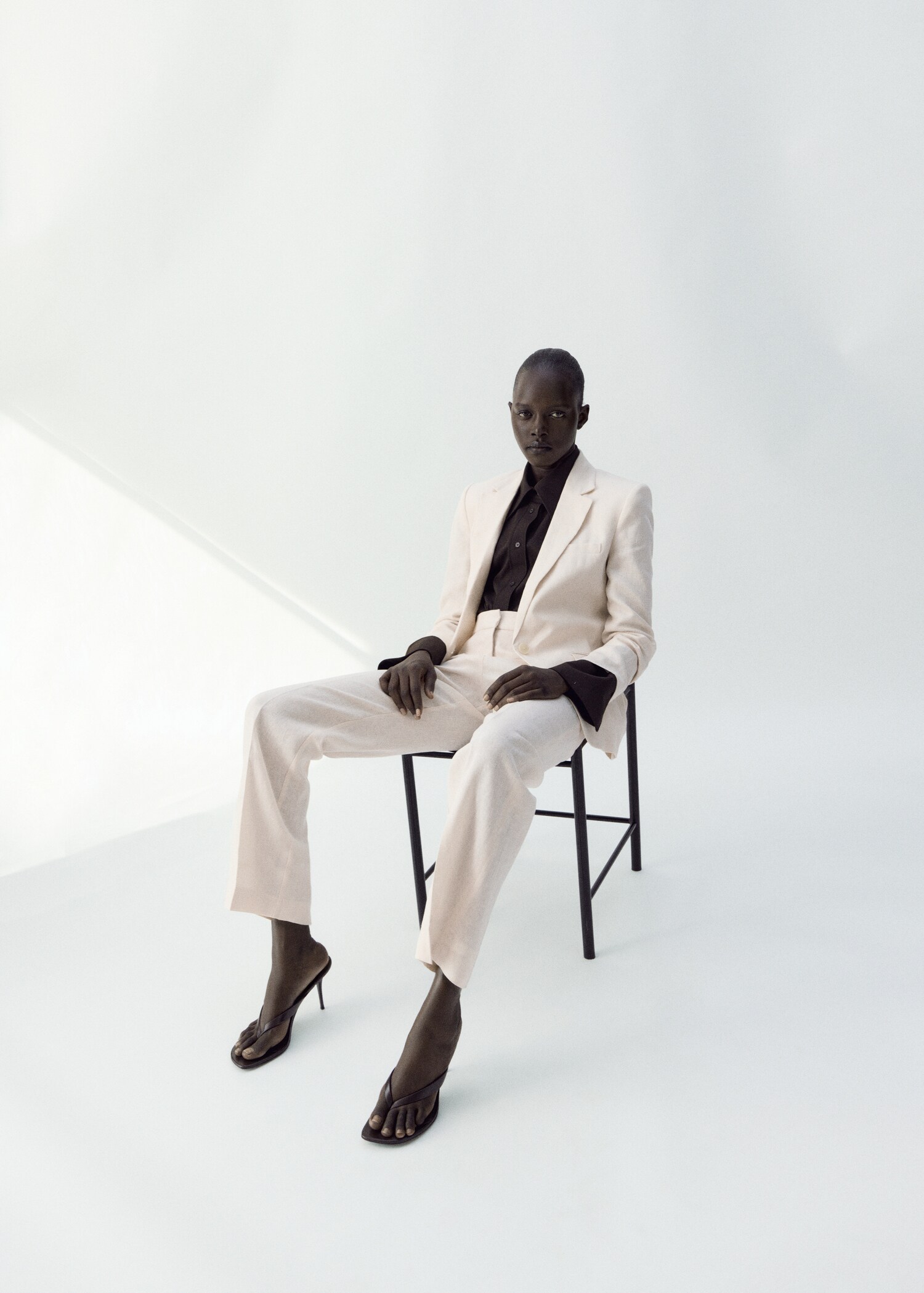 Linen suit jacket - Details of the article 2