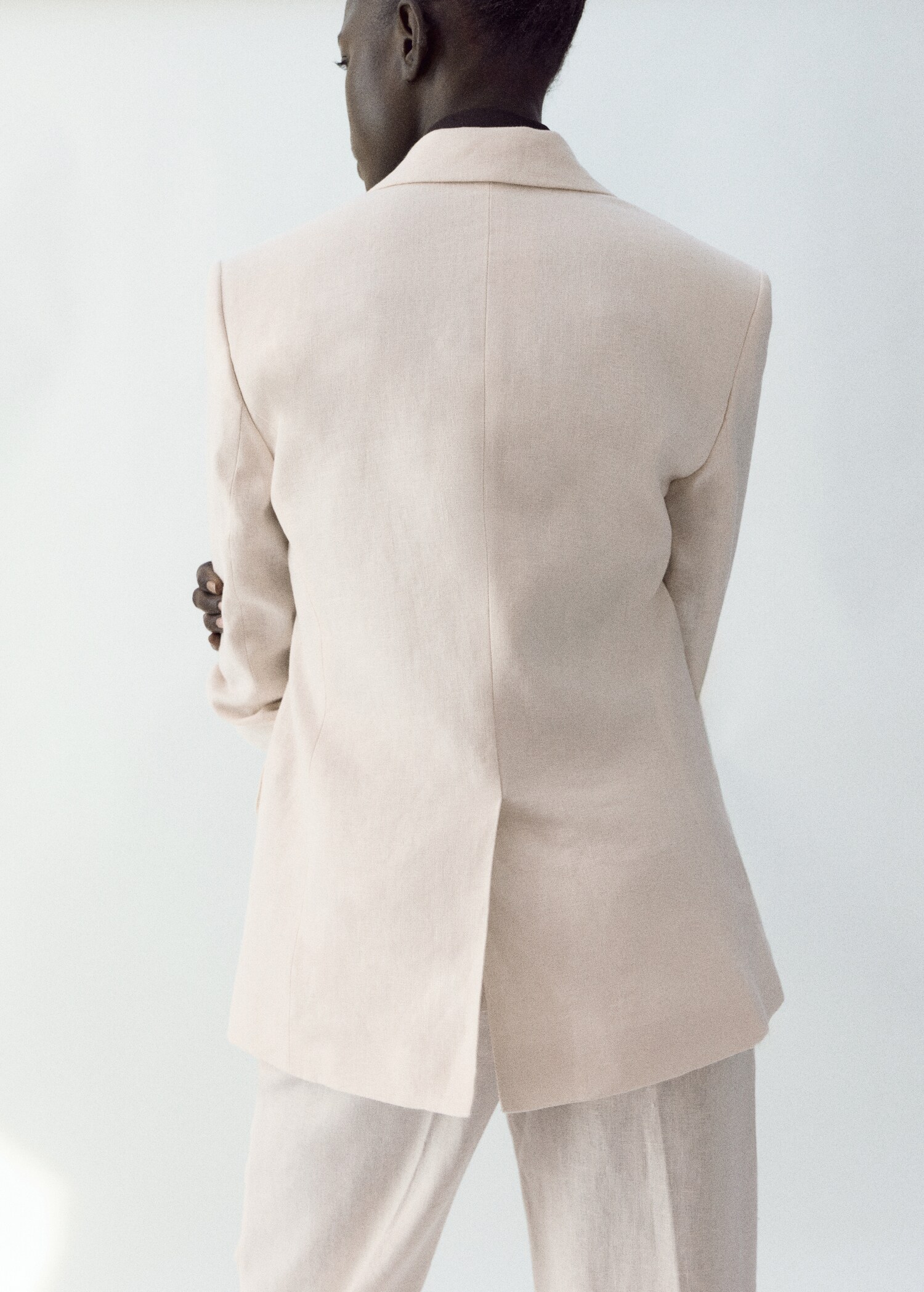 Linen suit jacket - Reverse of the article