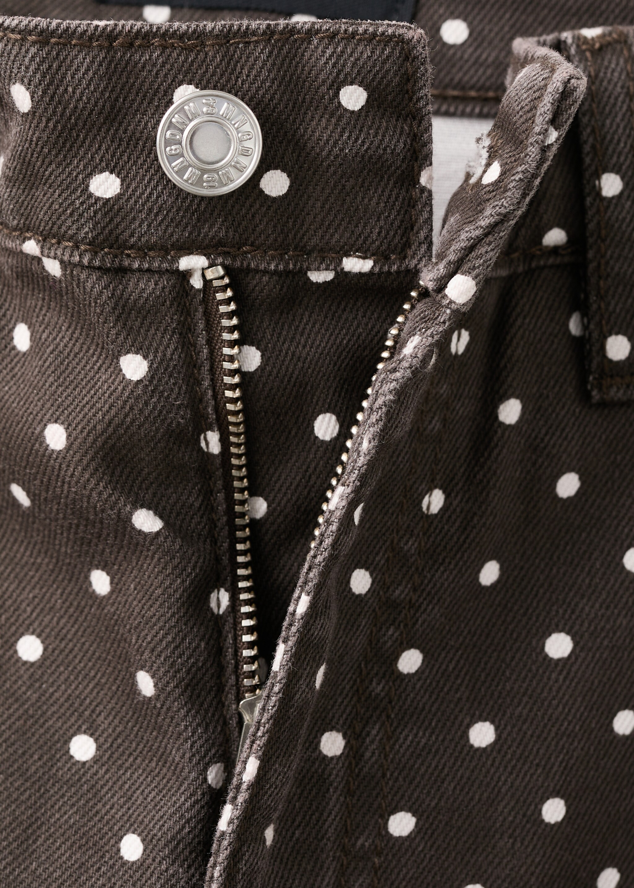 Polka dot balloon jeans - Details of the article 8, Chocolate. Ref: 27057159-00.
