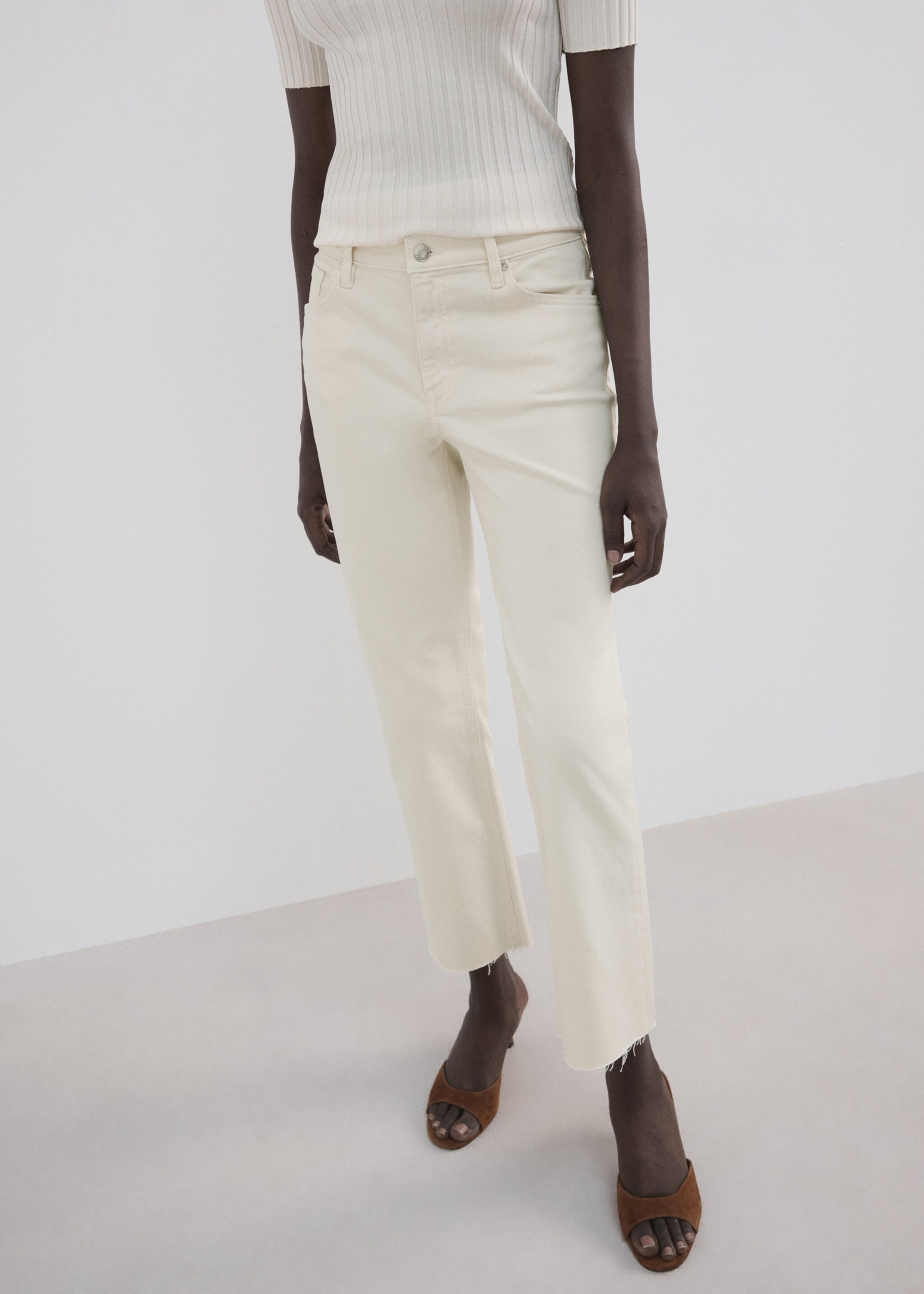 Mid-rise flared jeans - Medium plane, Ecru. Ref: 27057160-00.