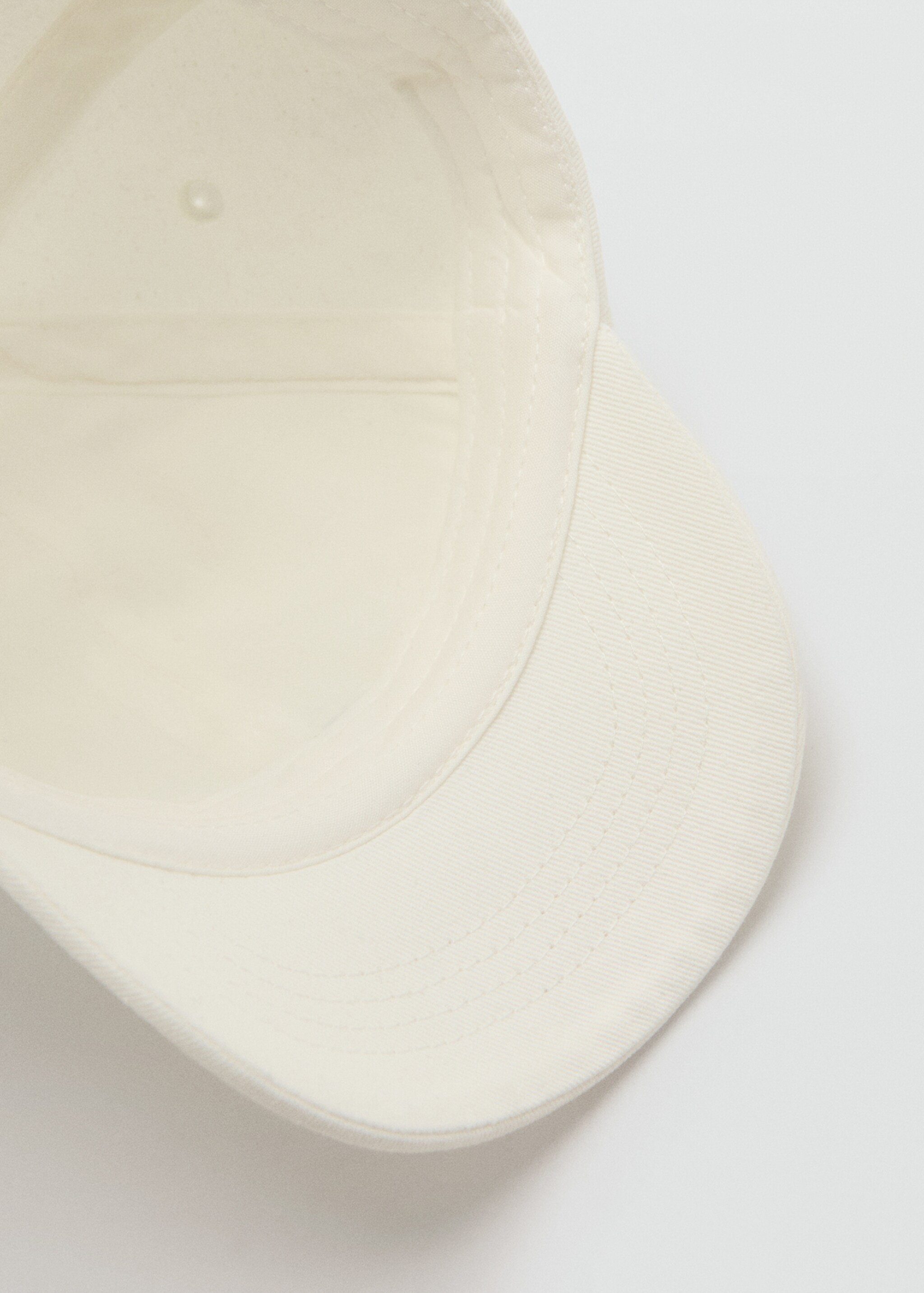 Gorra sardinas - Detalle del artículo 2, Crudo. Ref: 27057162-00.