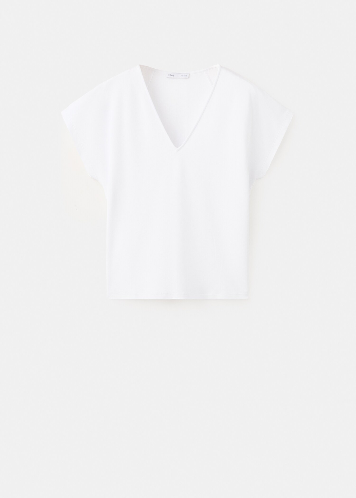 تي شيرت قطني بتصميم رقبة على شكل حرف V - منتج دون نموذج