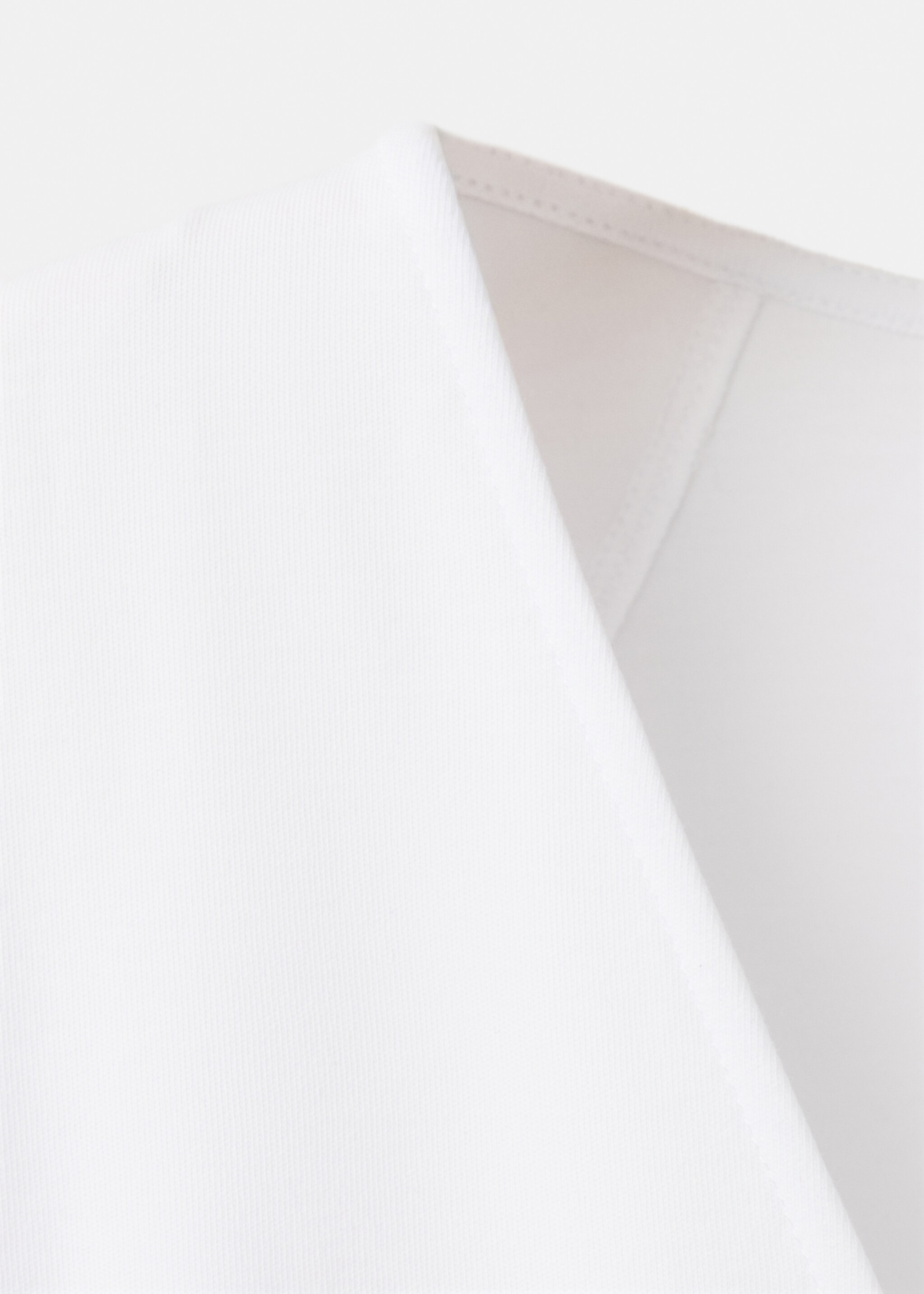 تي شيرت قطني بتصميم رقبة على شكل حرف V - تفاصيل المنتج 0, أبيض. Ref: 27057164-00.