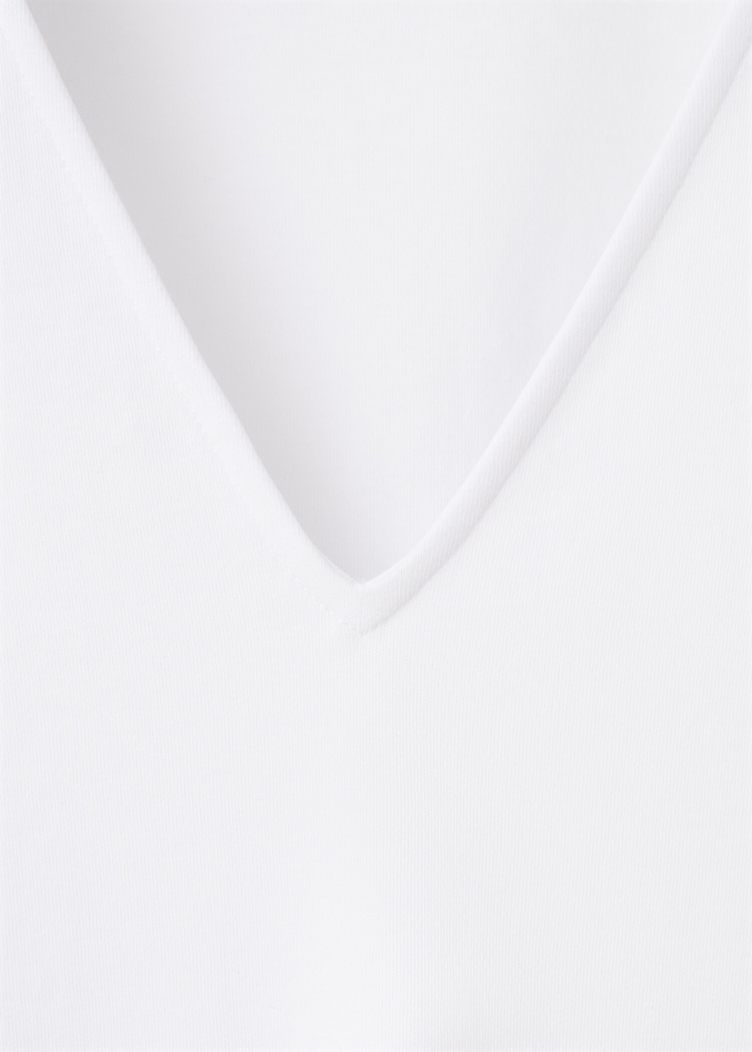 تي شيرت قطني بتصميم رقبة على شكل حرف V - تفاصيل المنتج 8