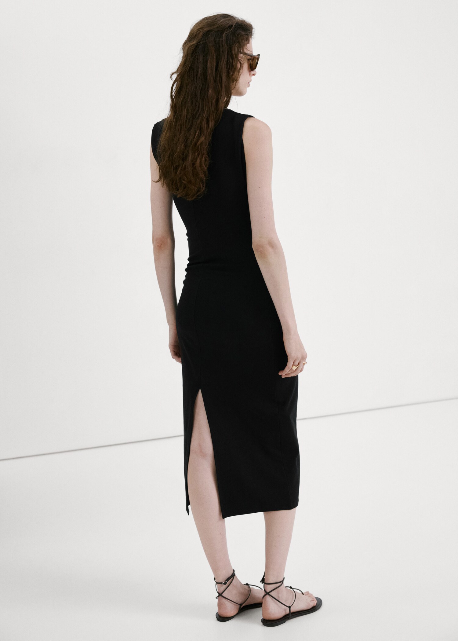 Long draped dress - Reverse of the article