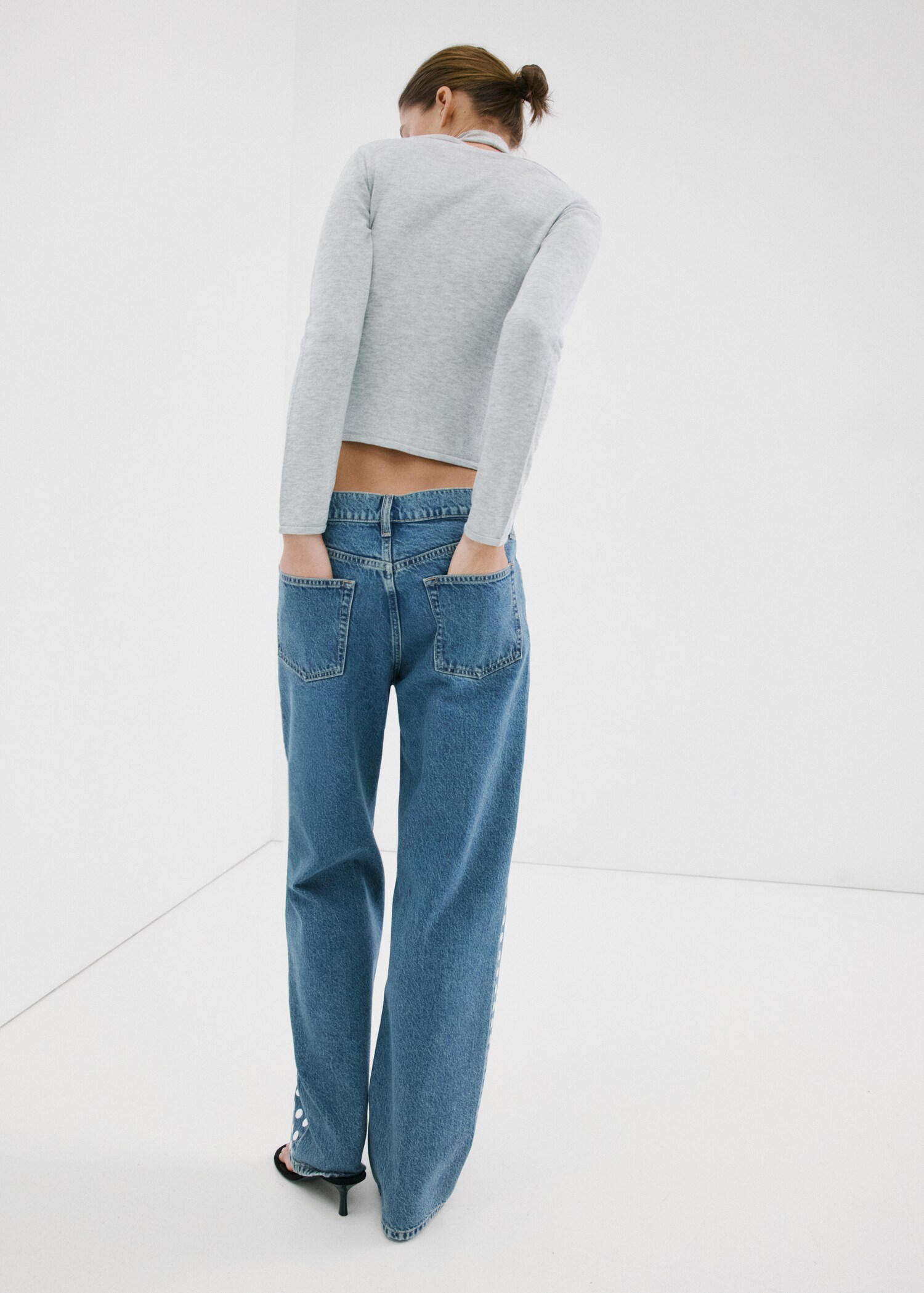Straight-fit jeans with studs - Reverse of the article