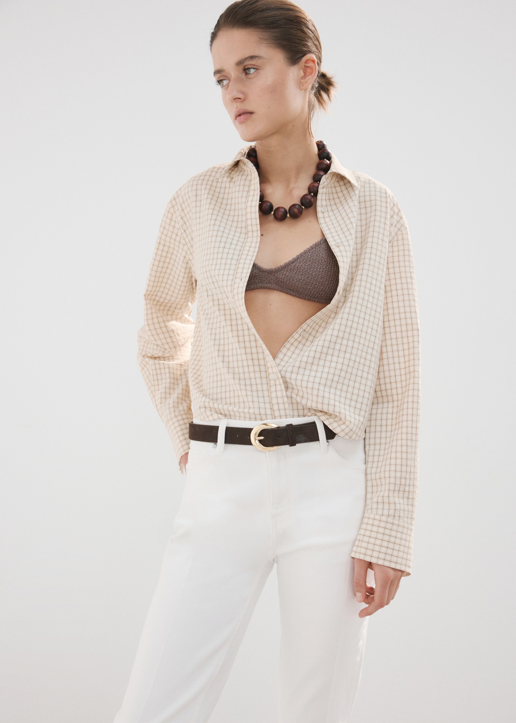 Violet flared high-rise jeans - Details of the article 1, White. Ref: 27057783-00.