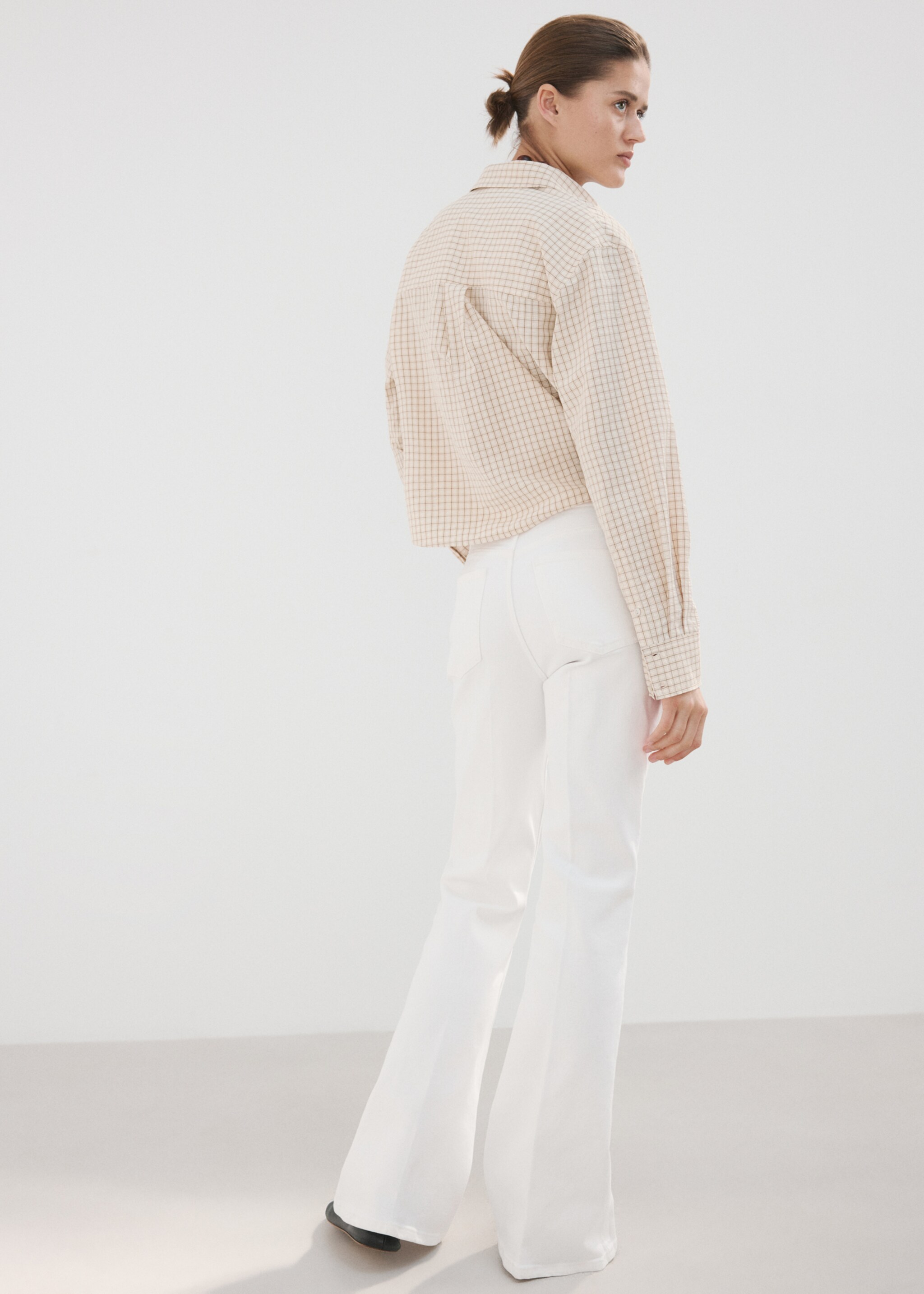 Violet flared high-rise jeans - Reverse of the article, White. Ref: 27057783-00.