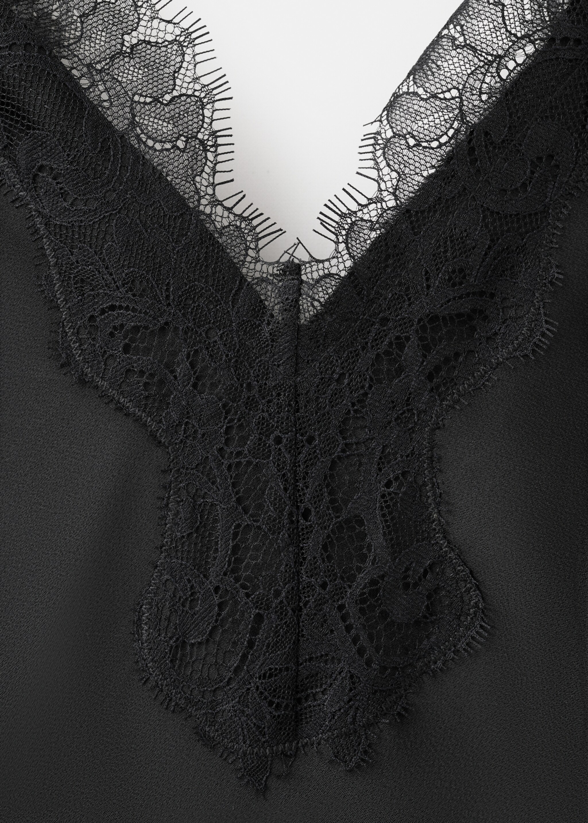 Lingerie top with lace neckline - Details of the article 8, Black. Ref: 27057784-00.
