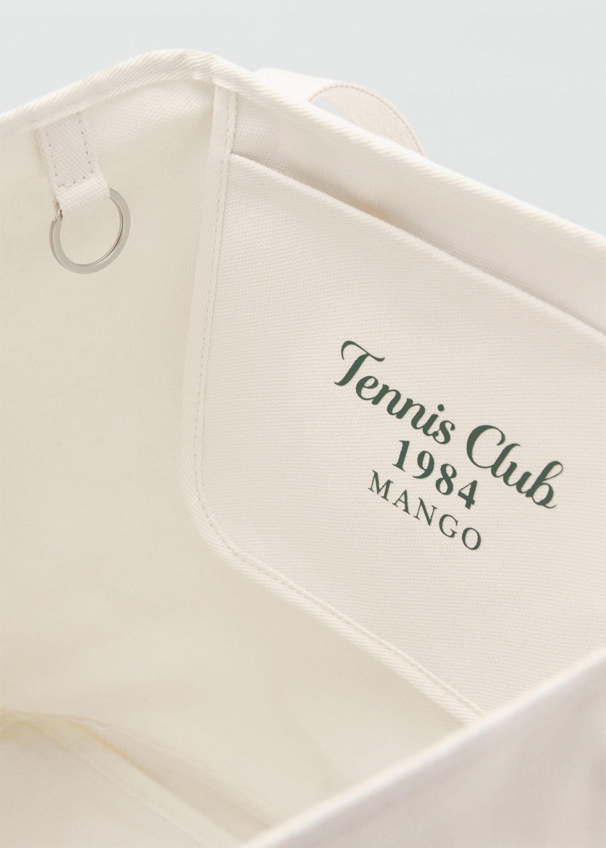 Tote bag with text print - Details of the article 1, White. Ref: 27057785-00.