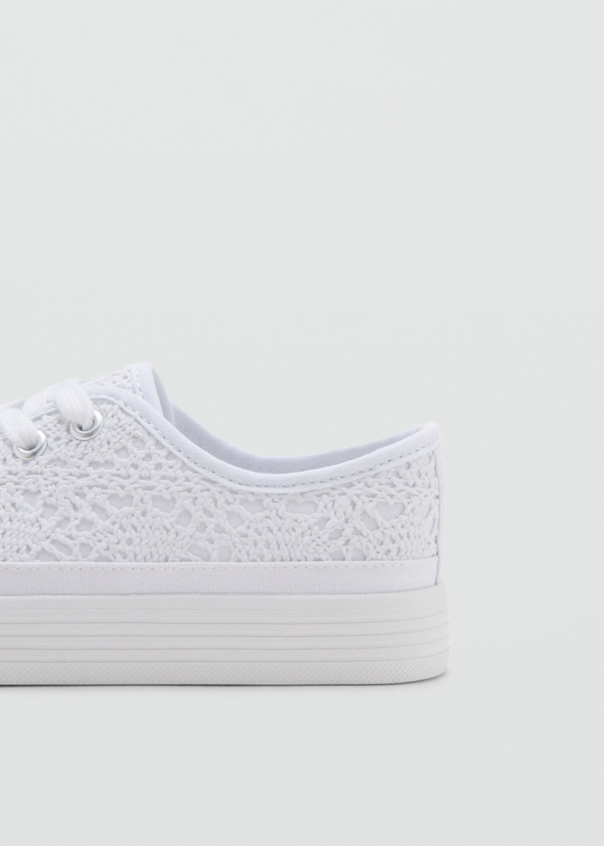 Embroidered sneakers - Details of the article 2, White. Ref: 27057892-00.